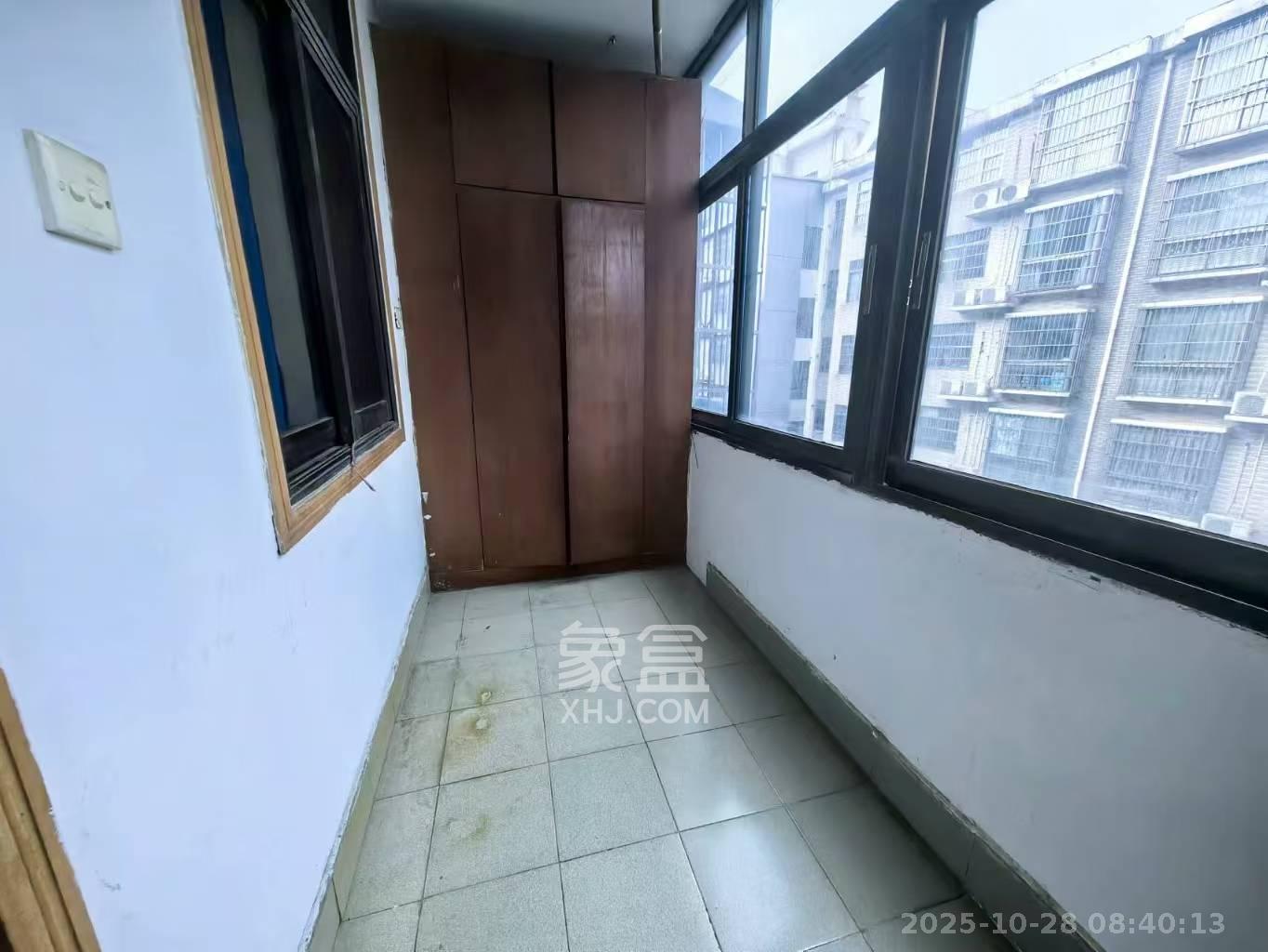 吉景小区  2室2厅1卫    1800.0元/月室内图