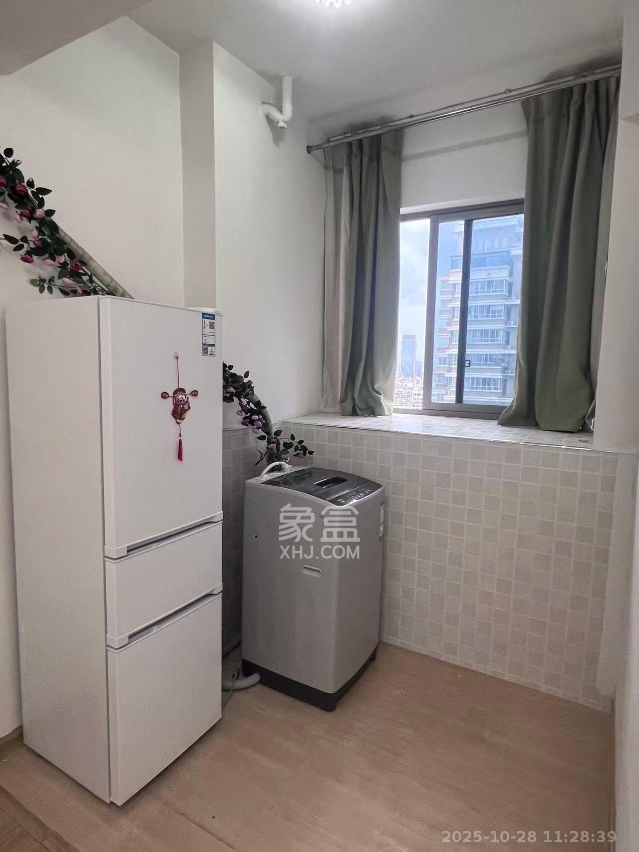 汇达国际公馆（汇达大厦）  1室1厅1卫    2000.0元/月室内图