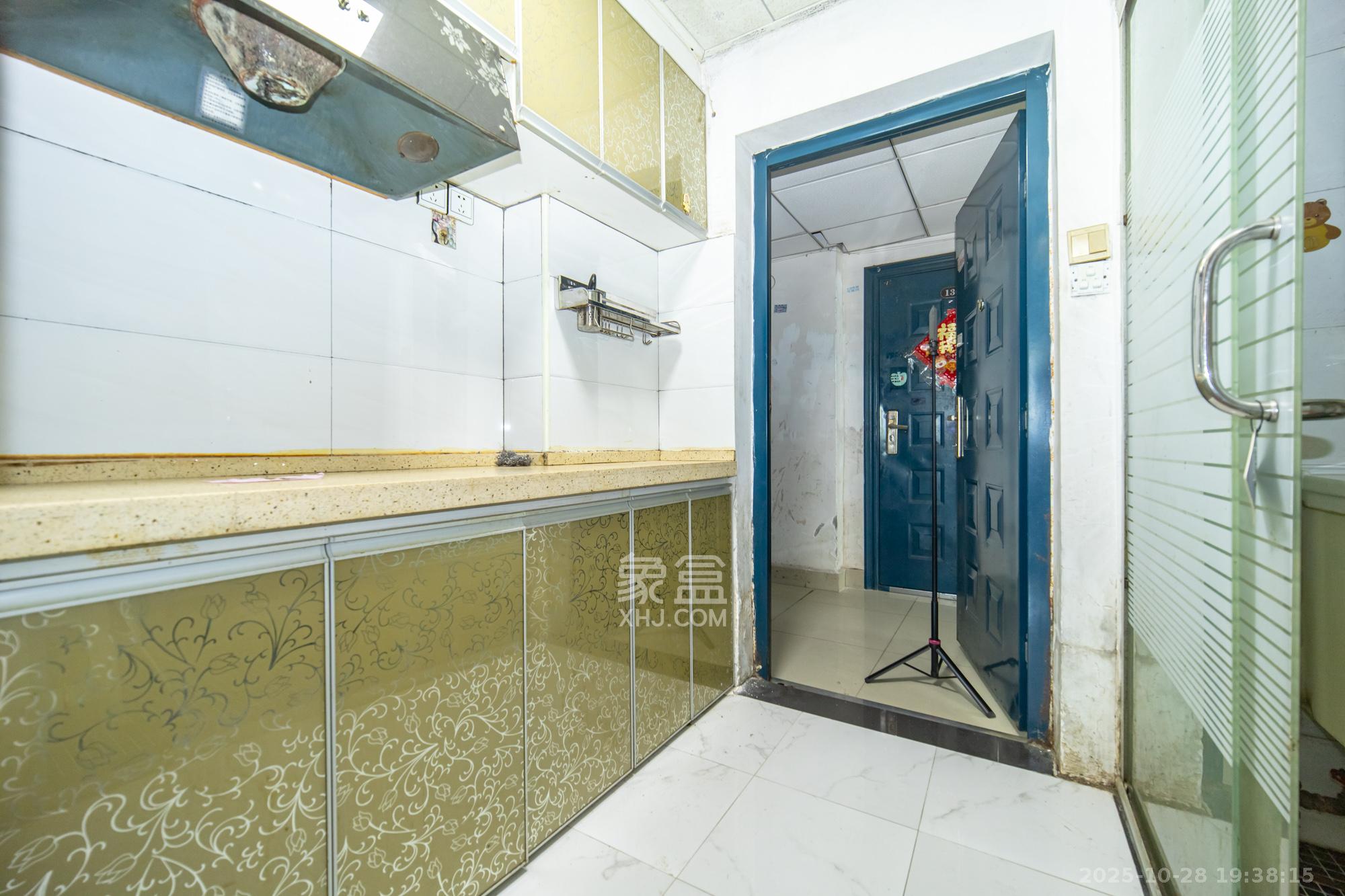 尚都花园城 1室1厅1卫 15.0万 尚都花园城 1室1厅1卫 15.0万厨房