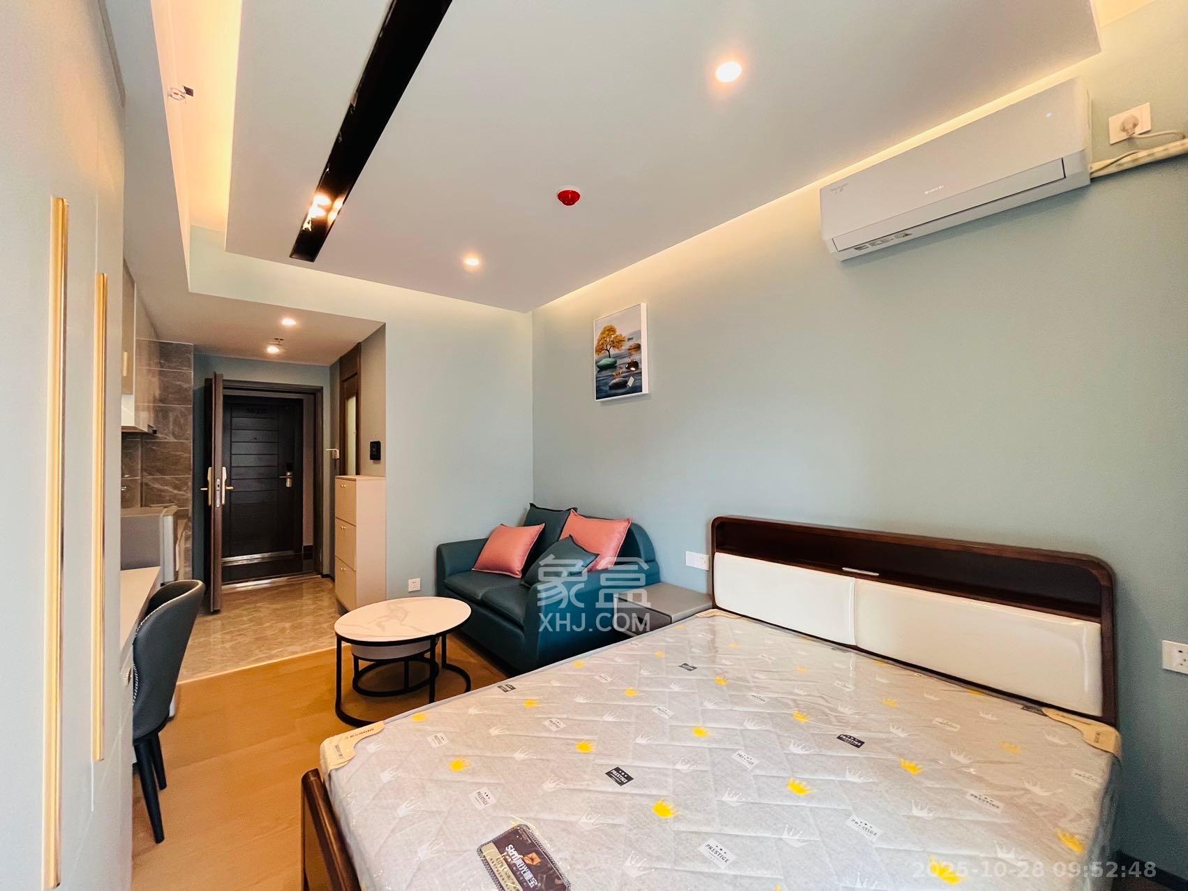 万科金色梦想D区  1室1厅1卫    1700.0元/月室内图