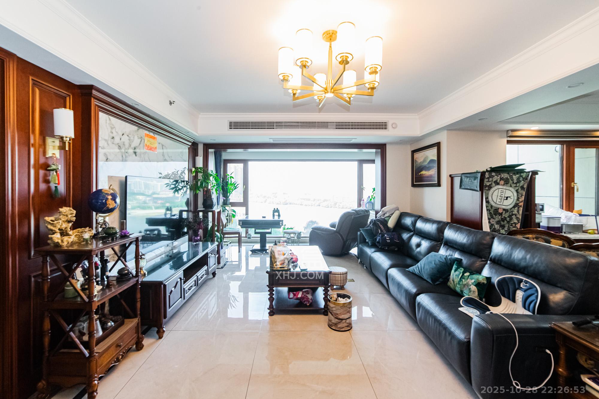 北辰三角洲C3区  3室2厅2卫    228.0万 北辰三角洲C3区  3室2厅2卫    228.0万客厅