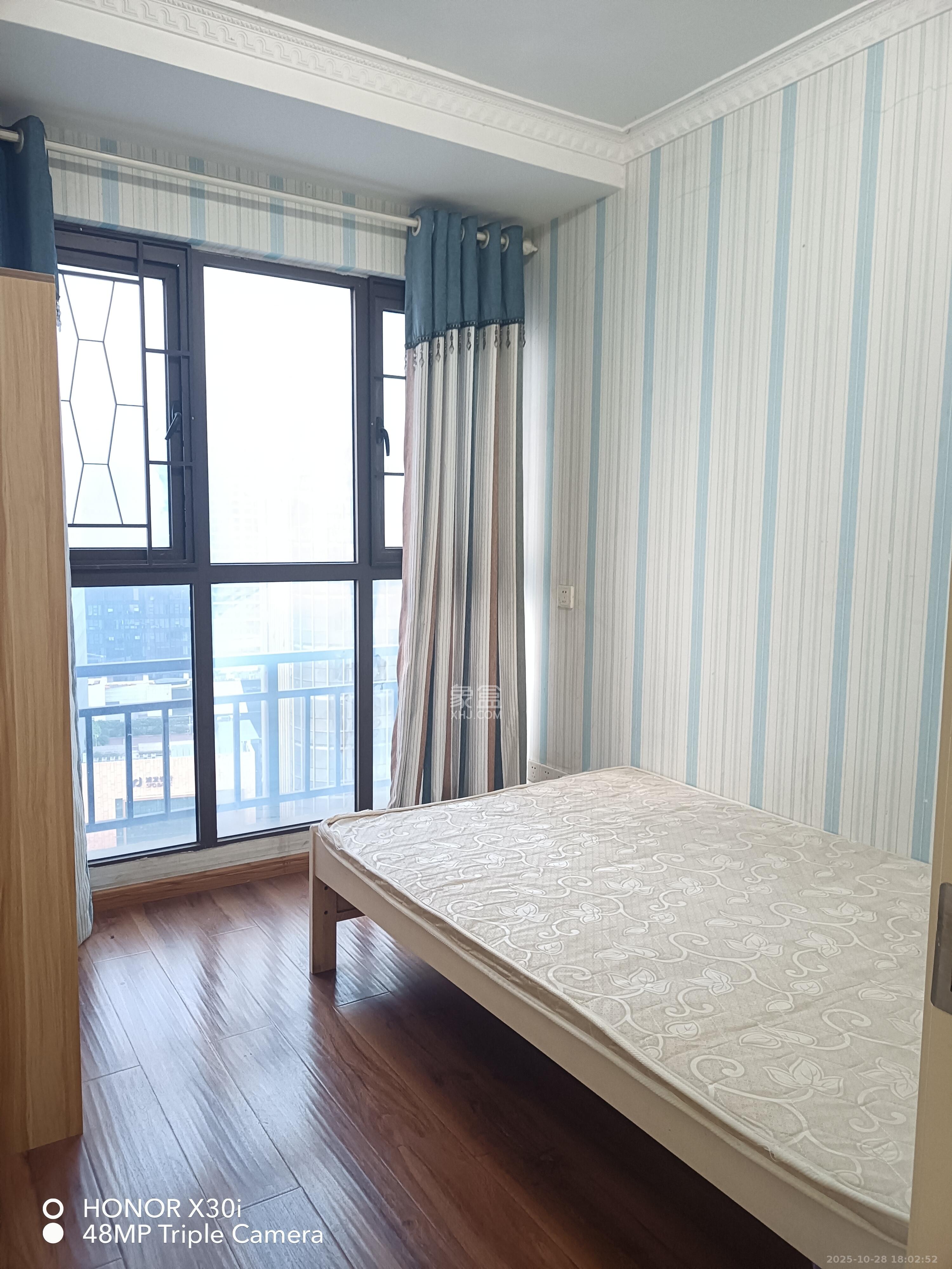 南山雍江汇（滨江国际新城）  4室2厅2卫    3980.0元/月室内图