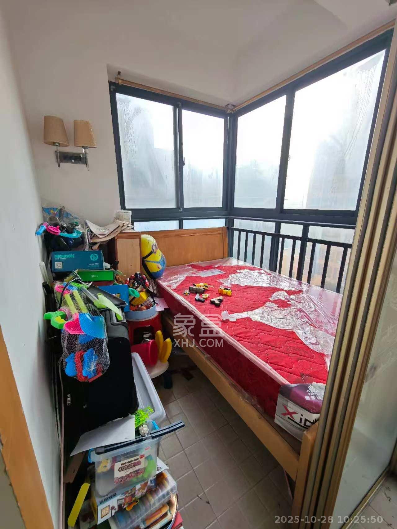 恒鑫山水卿卿  2室2厅1卫    1800.0元/月室内图