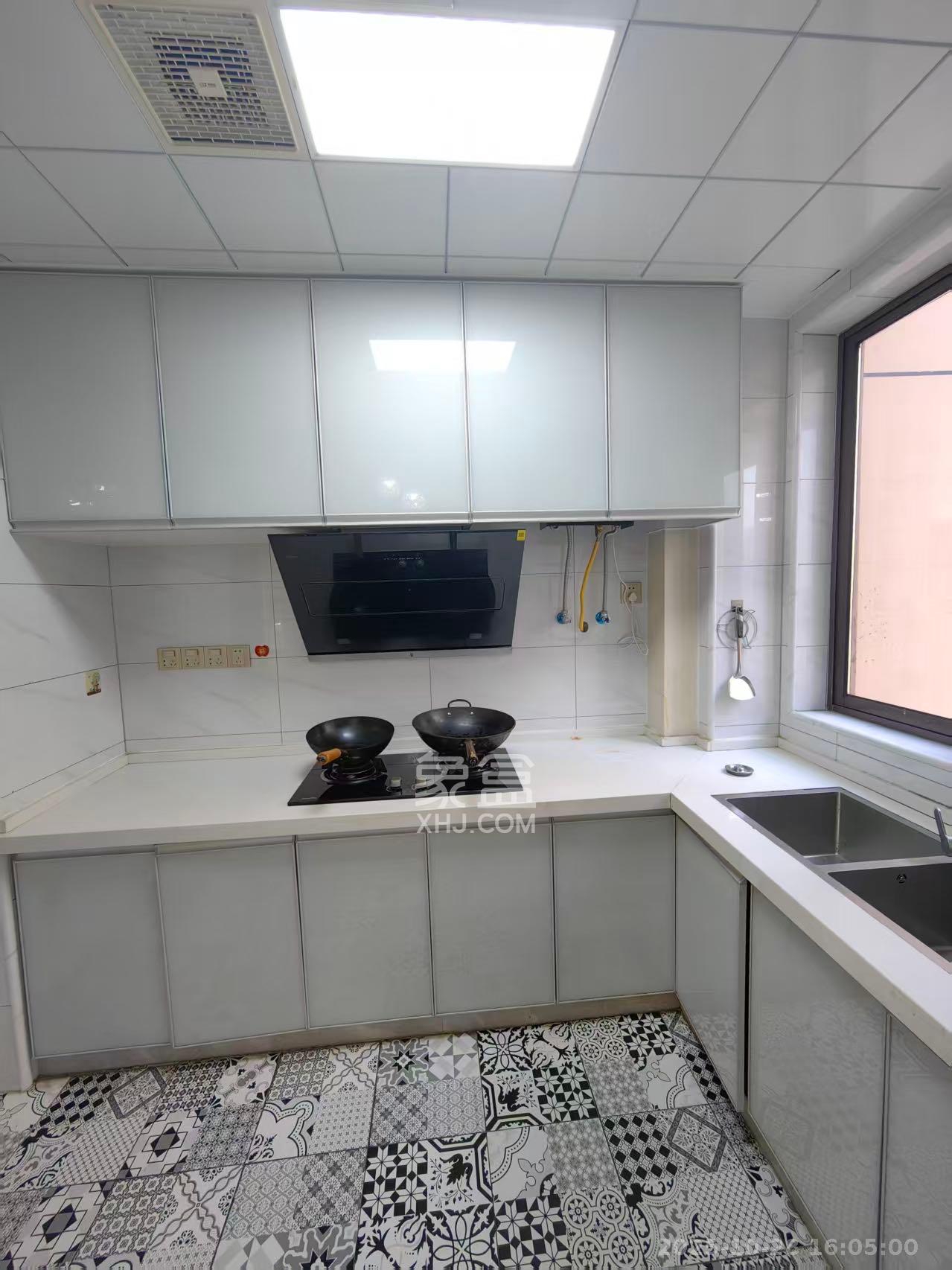 朝正美苑  3室2厅1卫    2800.0元/月室内图