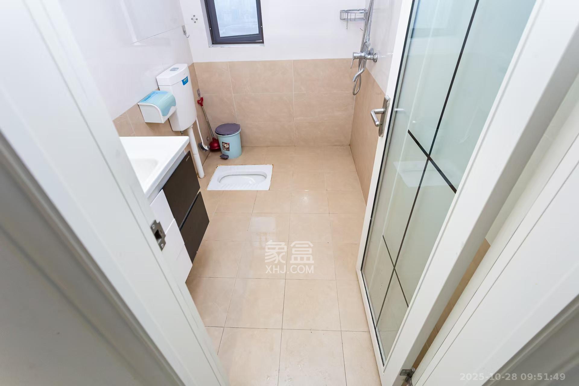 龙湖湘风原著(龙湖湘风星城)  4室2厅2卫    2500.0元/月 龙湖湘风原著(龙湖湘风星城)  4室2厅2卫    2500.0元/月室内图