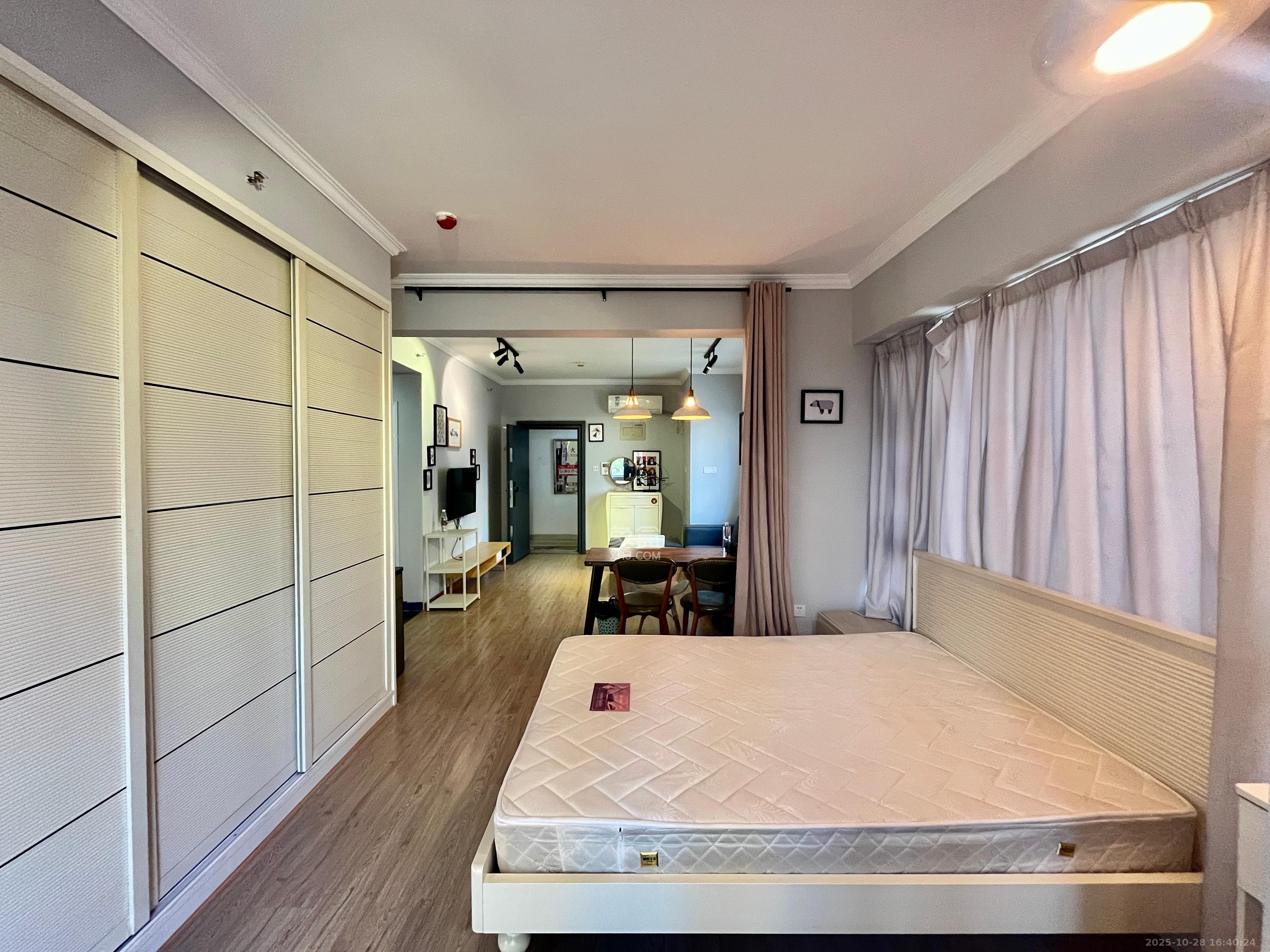 北辰三角洲E3区  1室1厅1卫    2800.0元/月室内图