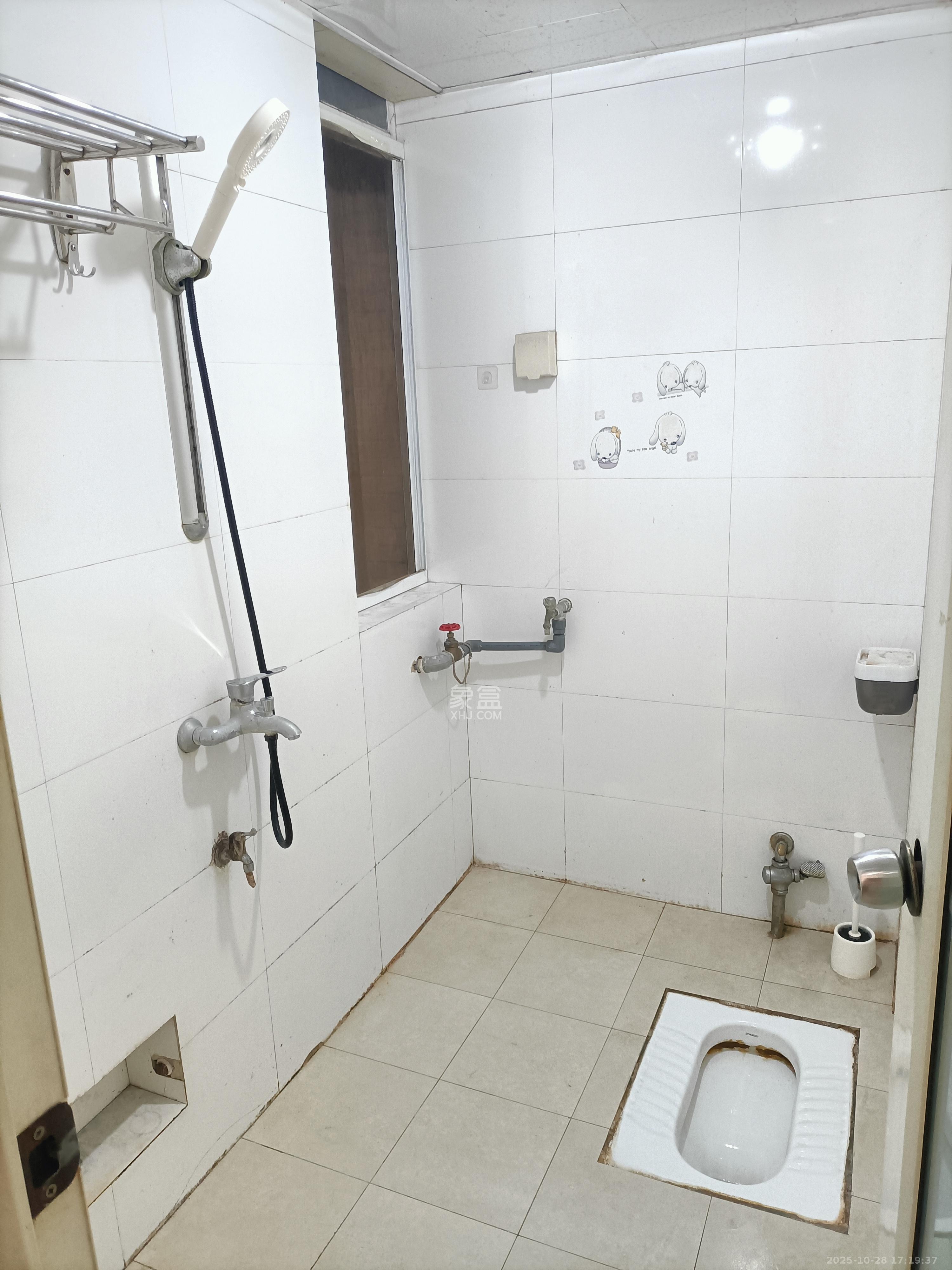 枫林绿洲  2室1厅1卫    2000.0元/月室内图