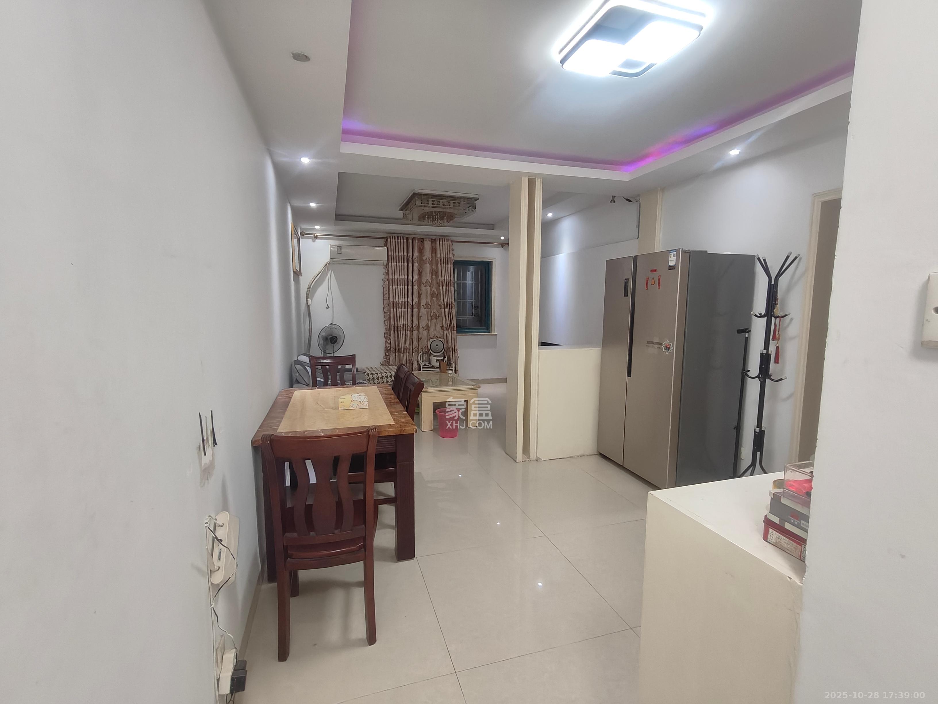 蝴蝶谷 1室1厅1卫 1200.0元/月 蝴蝶谷 1室1厅1卫 1200.0元/月室内图