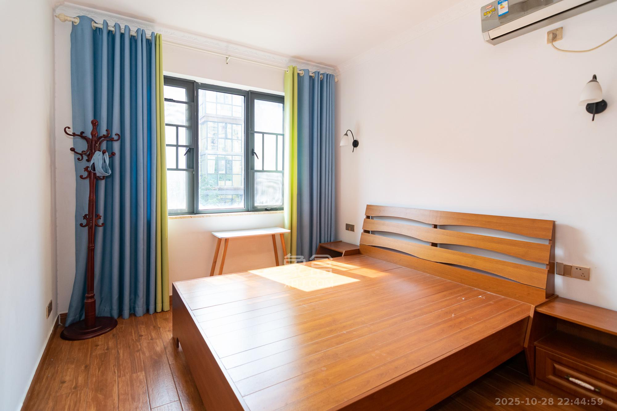 澳海澜庭 2室2厅1卫 46.0万 澳海澜庭 2室2厅1卫 46.0万卧室