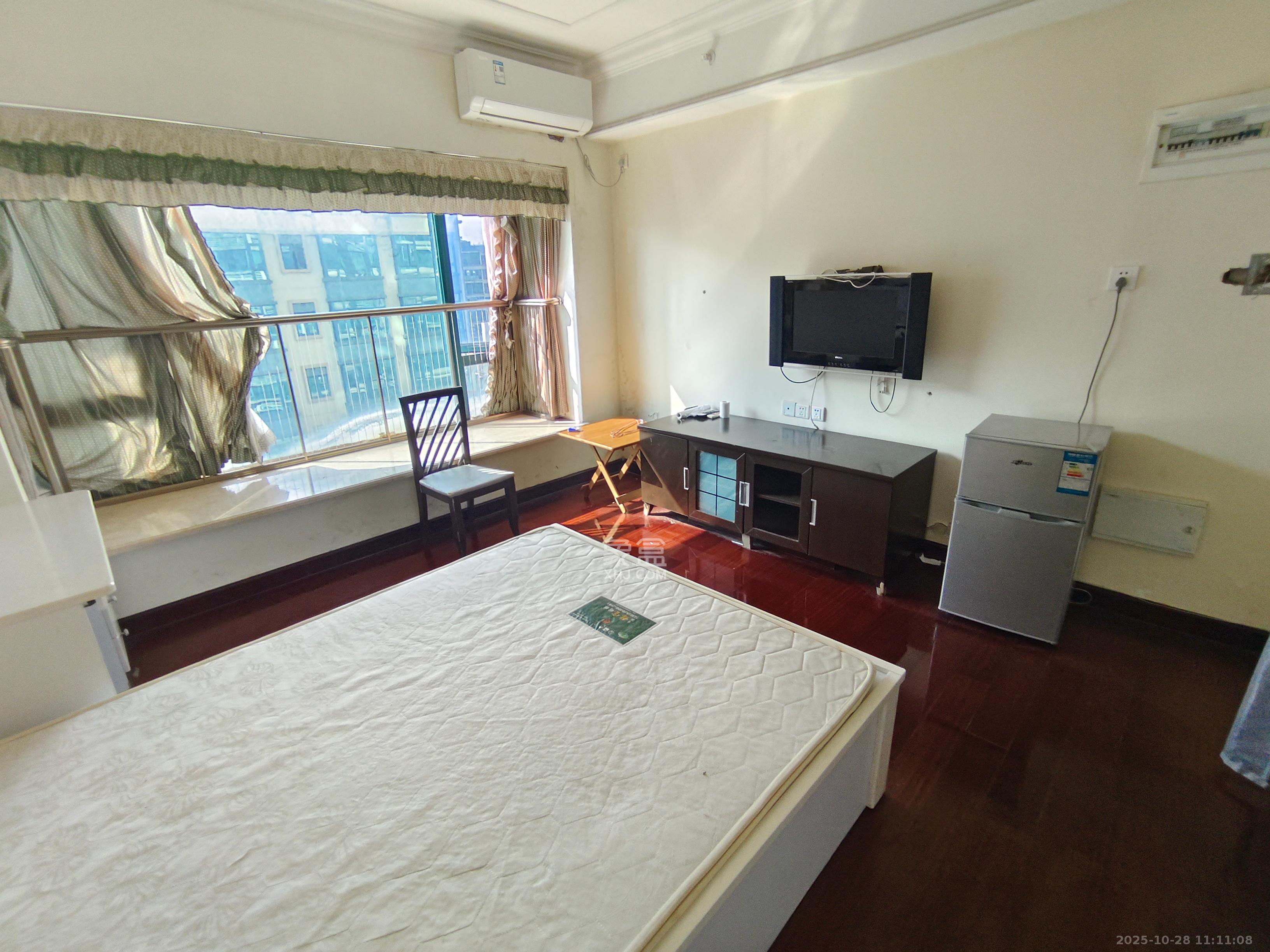 恒大华府  1室0厅1卫    1200.0元/月室内图