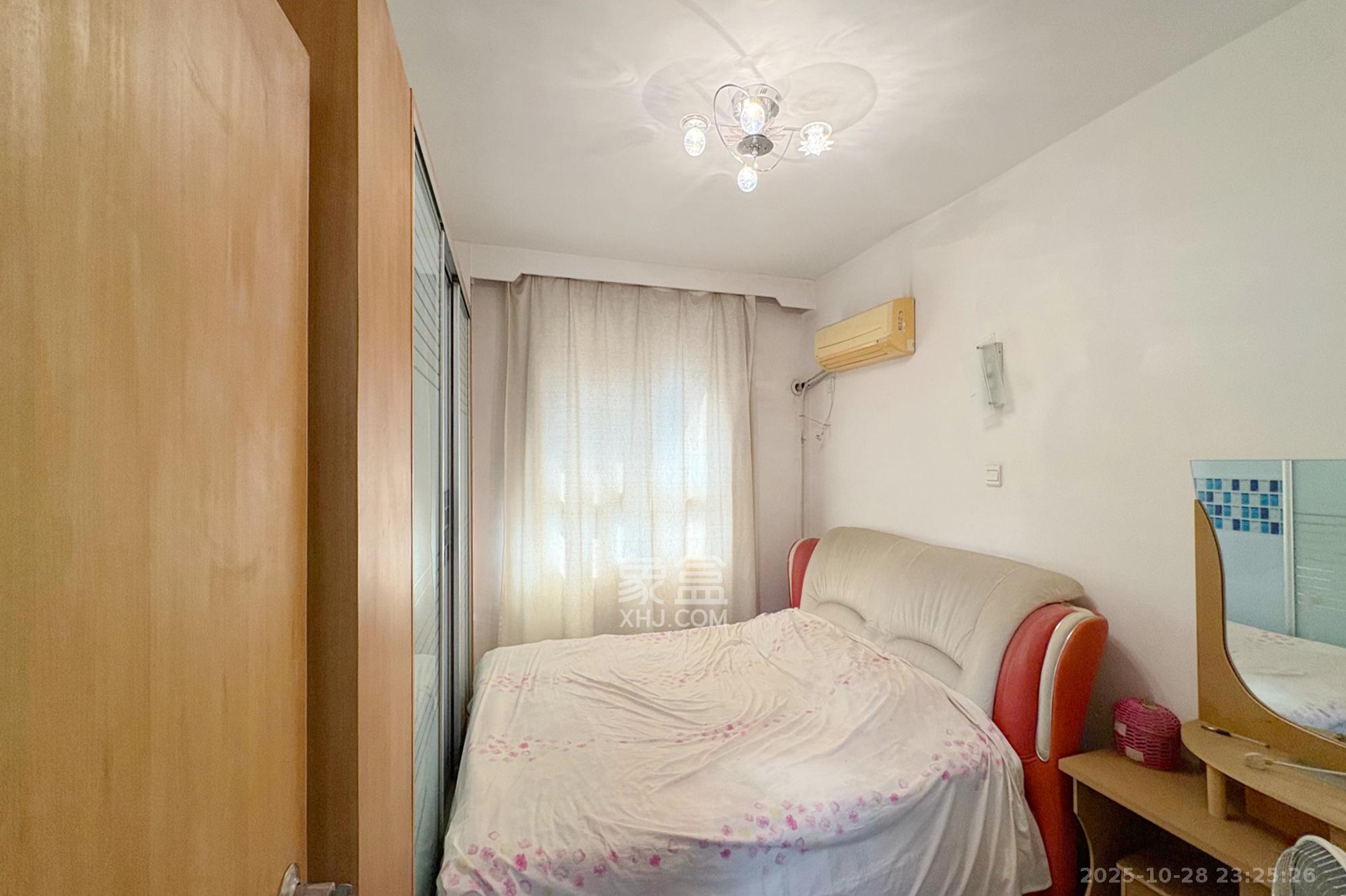 府后街50号三招四招宿舍  2室1厅1卫    46.0万 府后街50号三招四招宿舍  2室1厅1卫    46.0万卧室