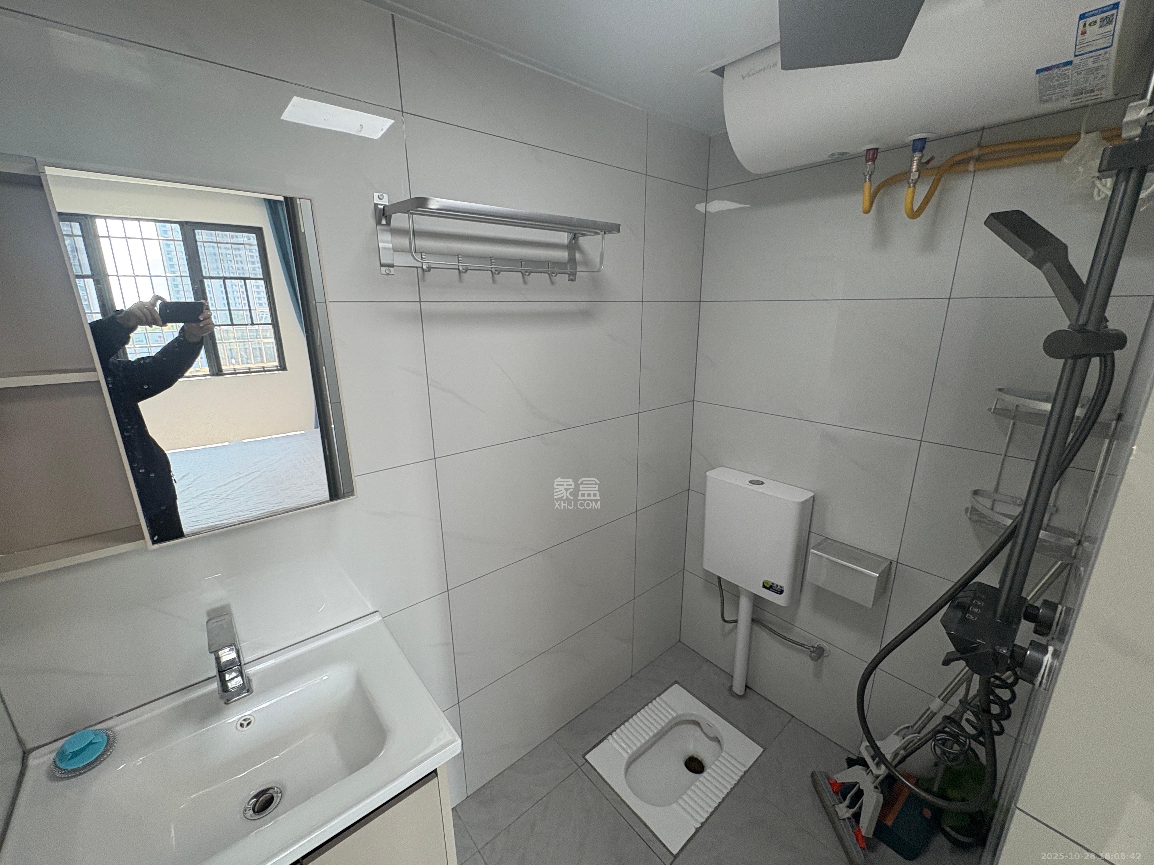 旭日嘉苑  2室1厅1卫    2300.0元/月 旭日嘉苑  2室1厅1卫    2300.0元/月室内图