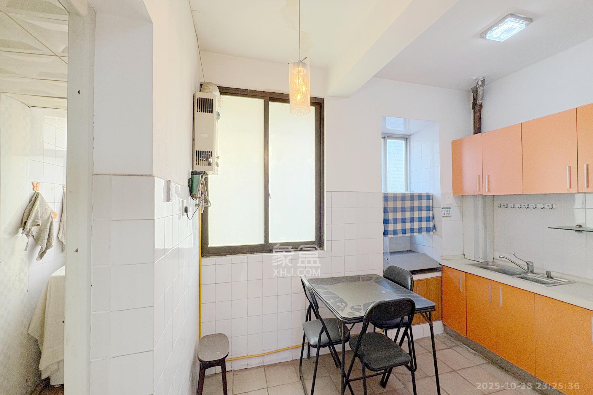 府后街50号三招四招宿舍  2室1厅1卫    46.0万厨房