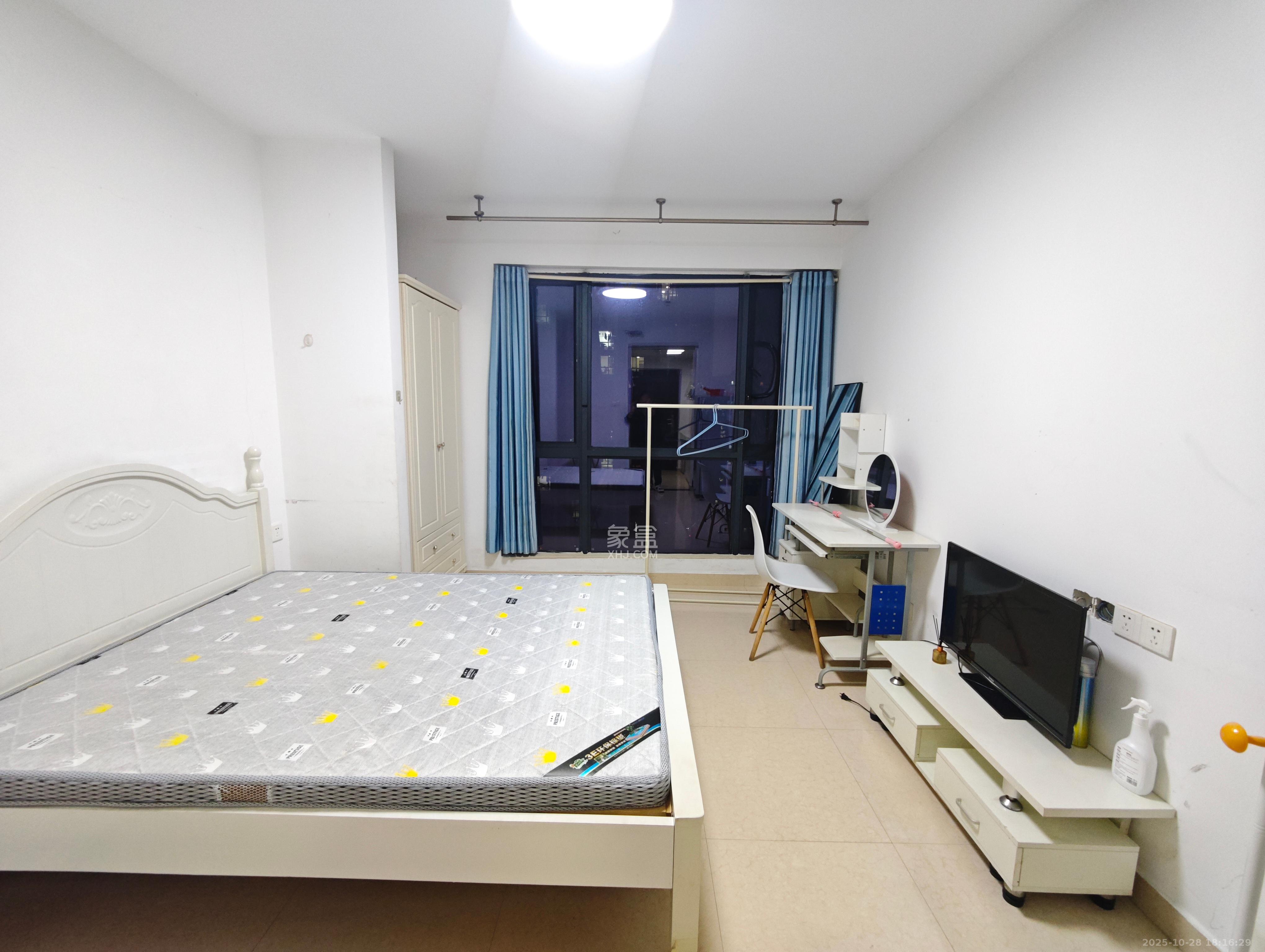 融科东南海  1室0厅1卫    1100.0元/月