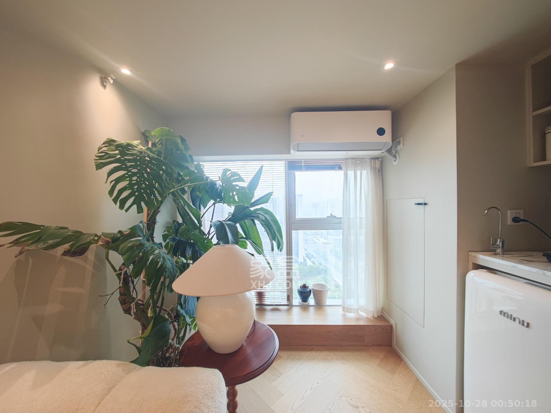 卓越伊景寓 1室1厅1卫 46.0万 卓越伊景寓 1室1厅1卫 46.0万阳台