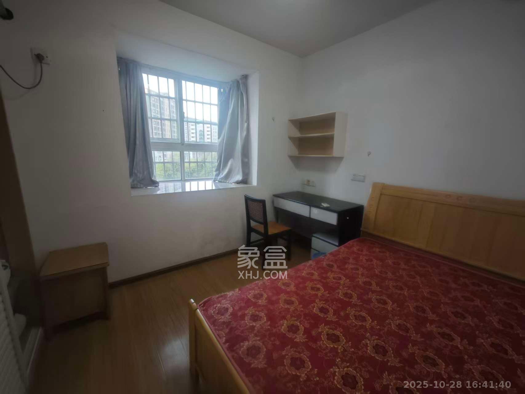 润芳园  3室2厅2卫    1900.0元/月 润芳园  3室2厅2卫    1900.0元/月室内图