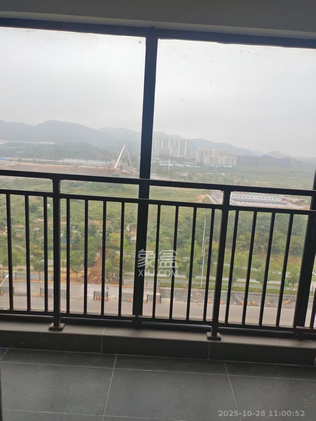 招商华发依云曦城 4室2厅2卫 2500.0元/月 招商华发依云曦城 4室2厅2卫 2500.0元/月室内图