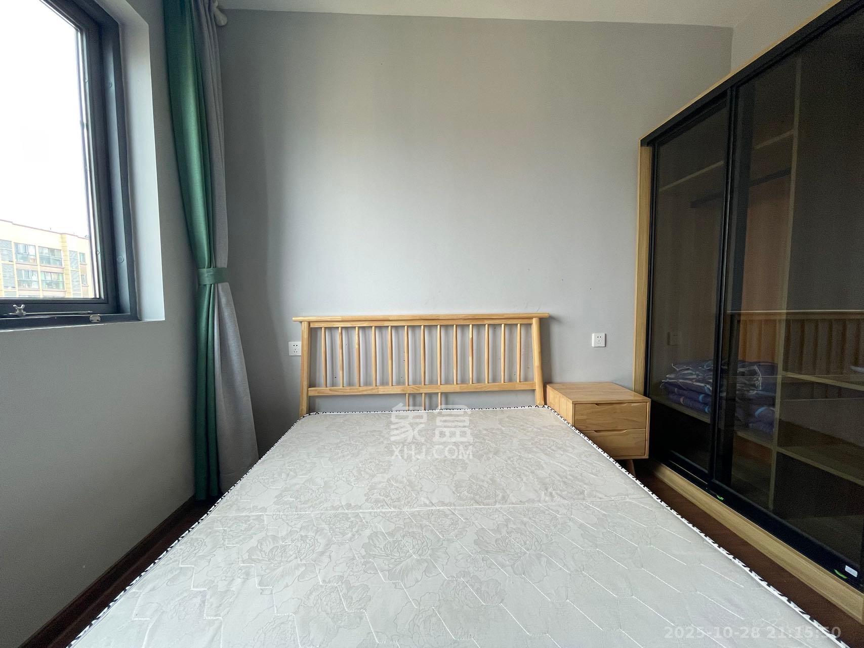 荣盛花语书苑  3室2厅2卫    3500.0元/月 荣盛花语书苑  3室2厅2卫    3500.0元/月室内图