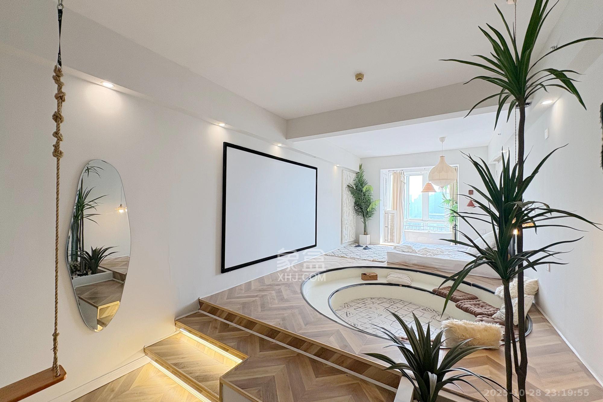 天心华庭  1室1厅1卫    42.8万客厅