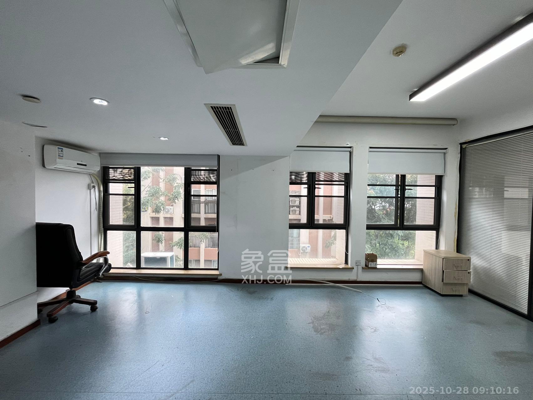 中建芙蓉工社  1室0厅0卫    1500.0元/月