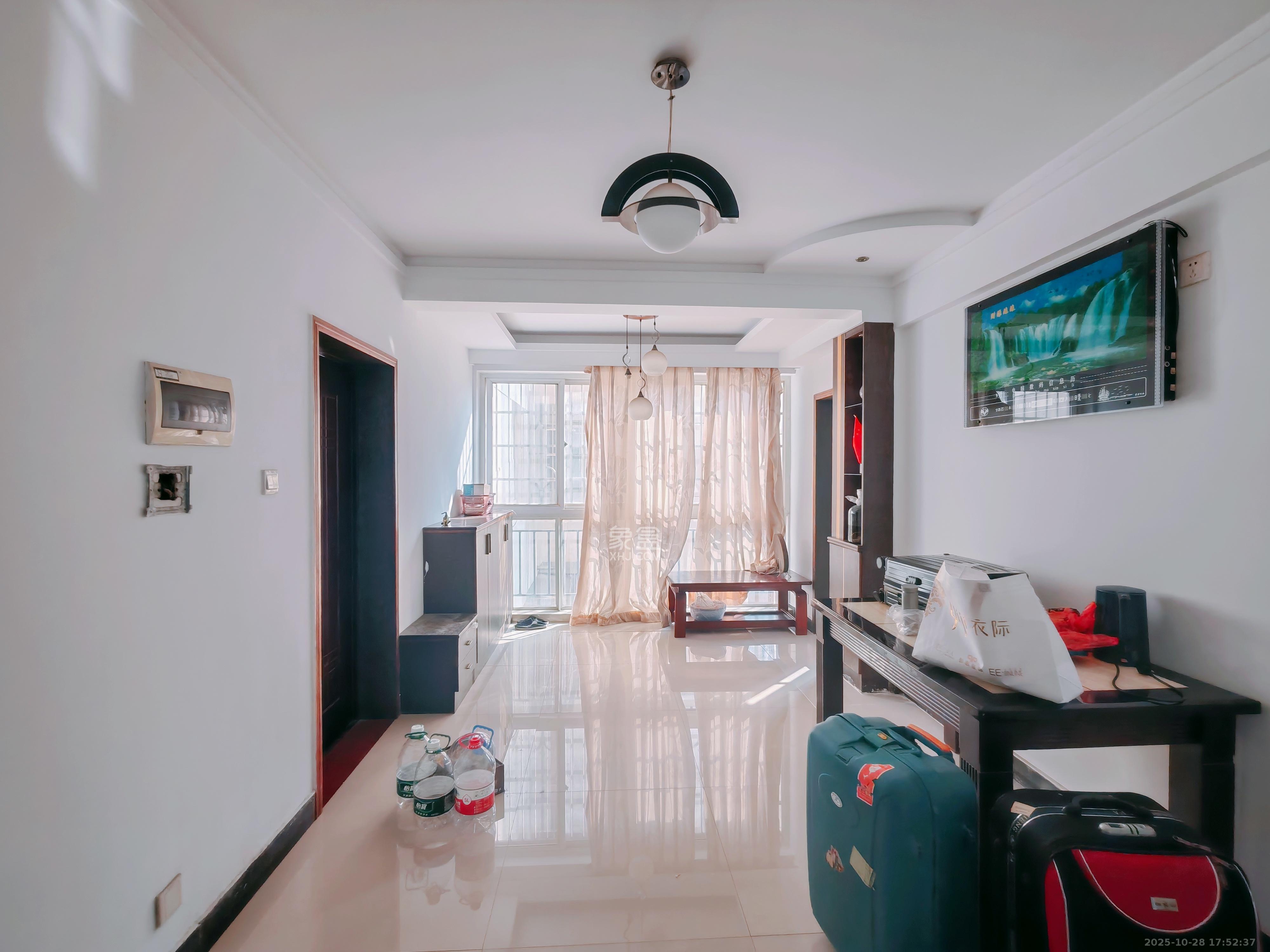 枫林美景  3室2厅1卫    2600.0元/月 枫林美景  3室2厅1卫    2600.0元/月室内图