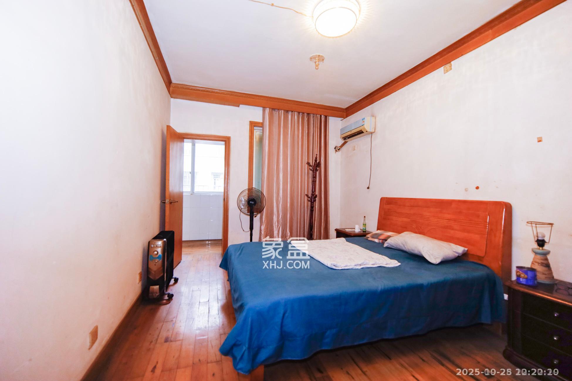 三湘小区  2室2厅1卫    1500.0元/月 三湘小区  2室2厅1卫    1500.0元/月室内图