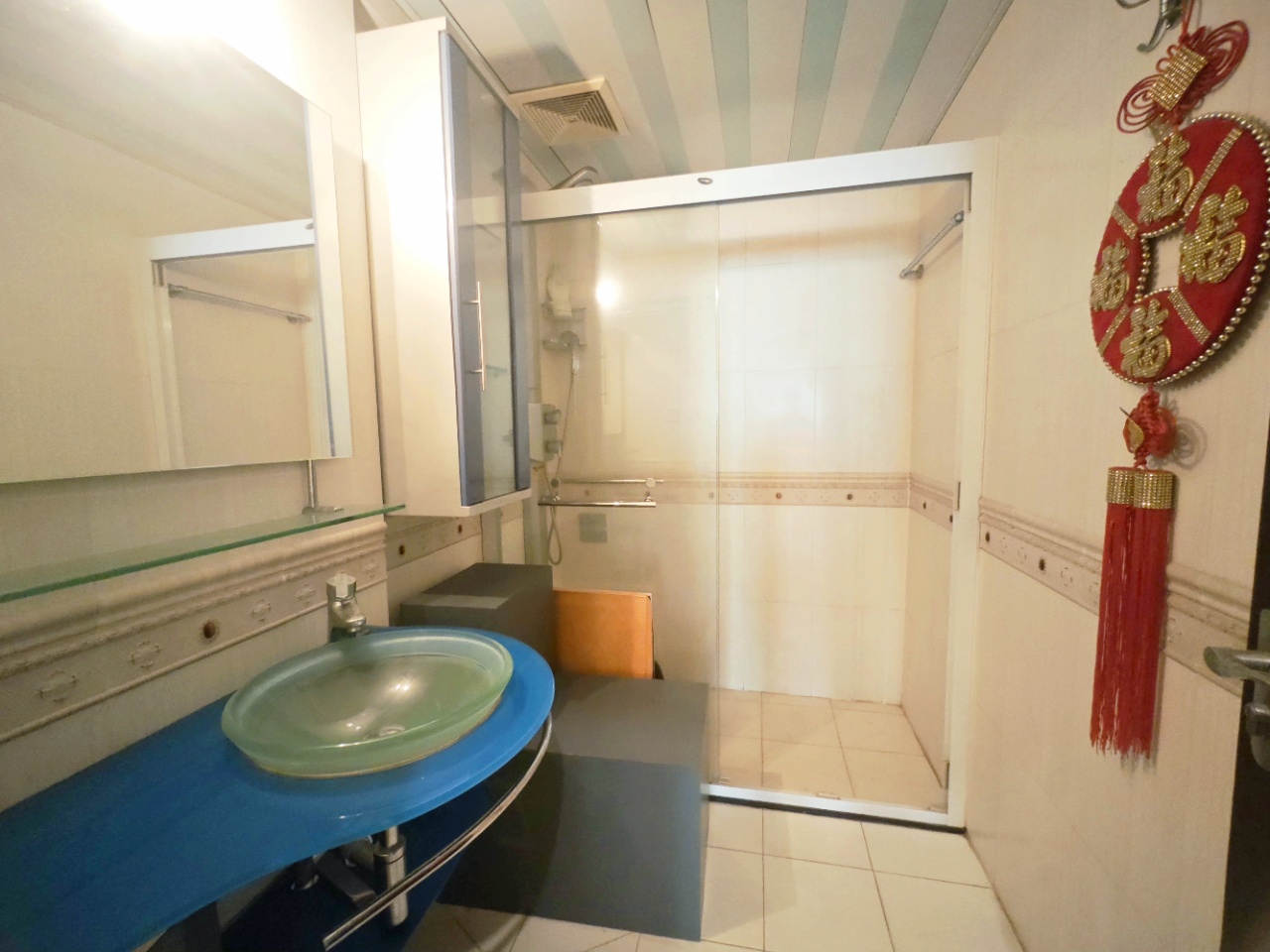 美舍园 4室2厅2卫 2900.0元/月 美舍园 4室2厅2卫 2900.0元/月室内图