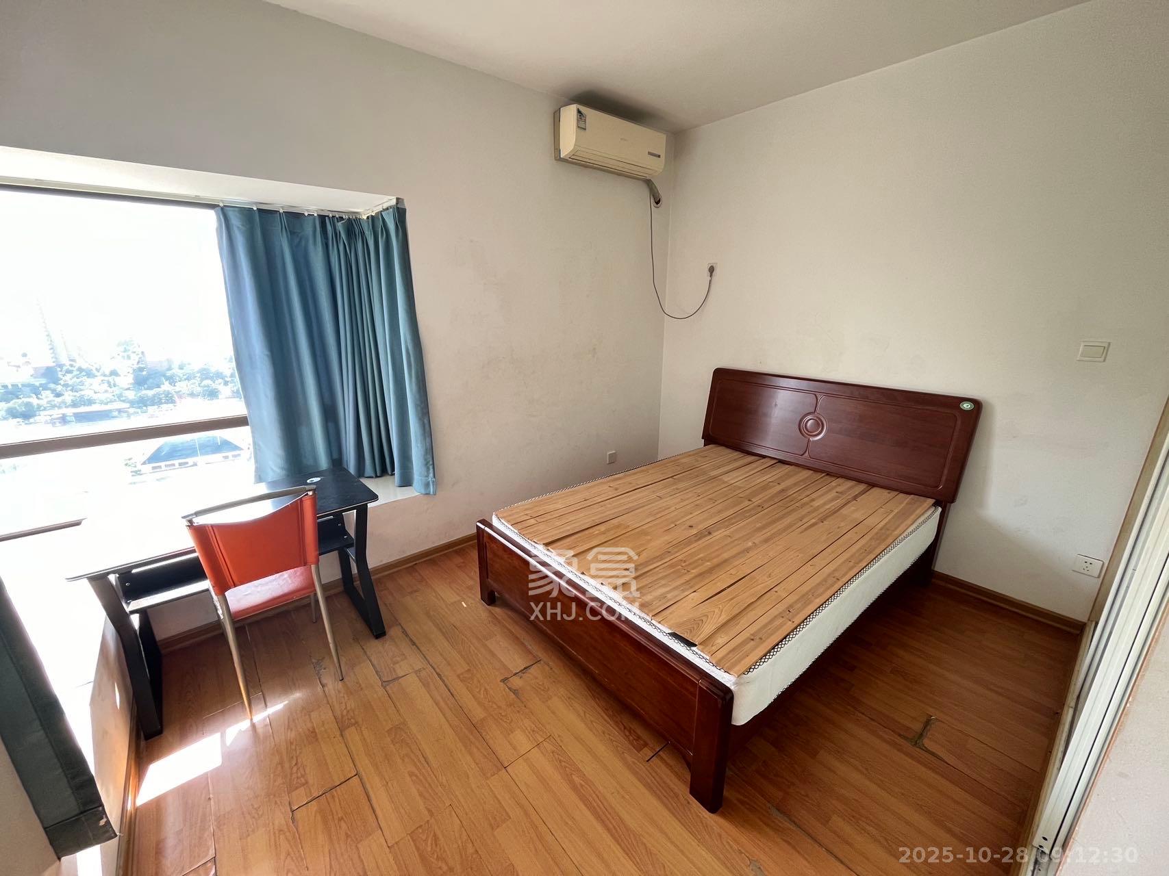 旭辉藏郡(藏郡、旭湘华府)  2室2厅1卫    1800.0元/月 旭辉藏郡(藏郡、旭湘华府)  2室2厅1卫    1800.0元/月室内图