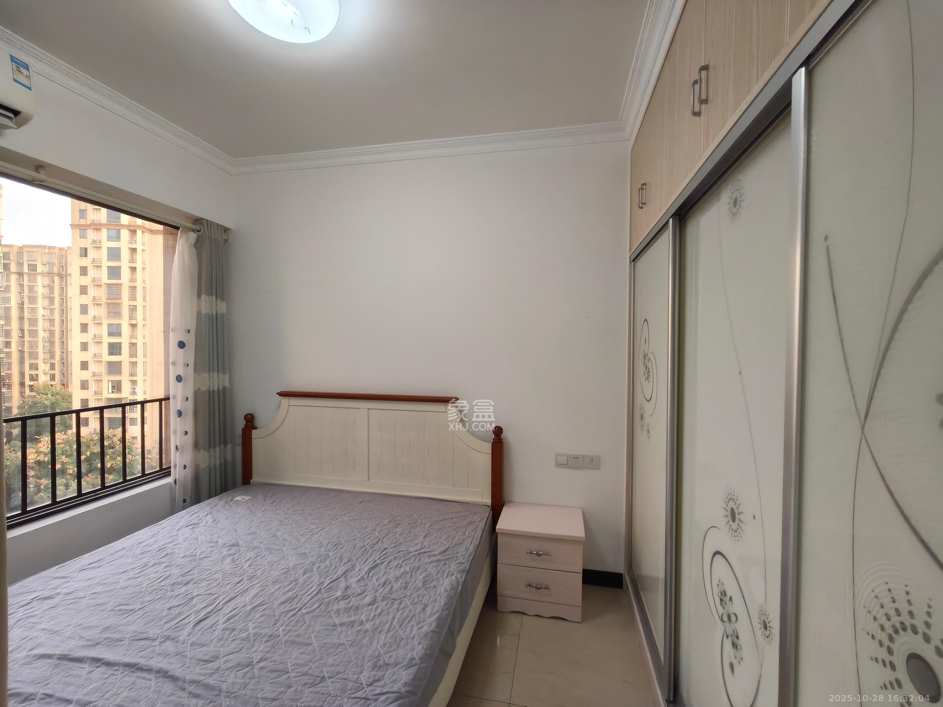 奥林匹克花园贡院三期  1室1厅1卫    1800.0元/月 奥林匹克花园贡院三期  1室1厅1卫    1800.0元/月室内图