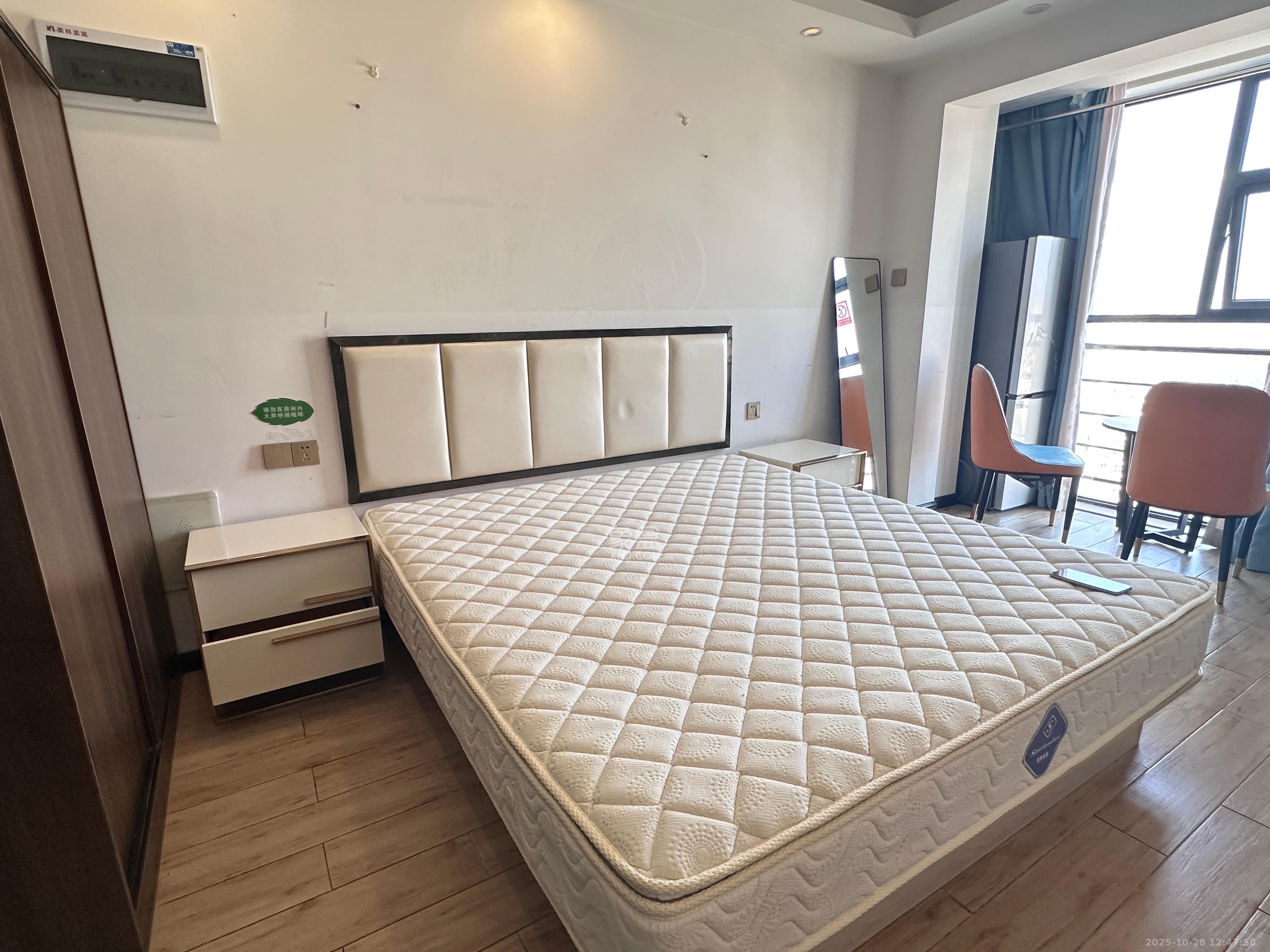 美林美寓  1室0厅0卫    1500.0元/月 美林美寓  1室0厅0卫    1500.0元/月