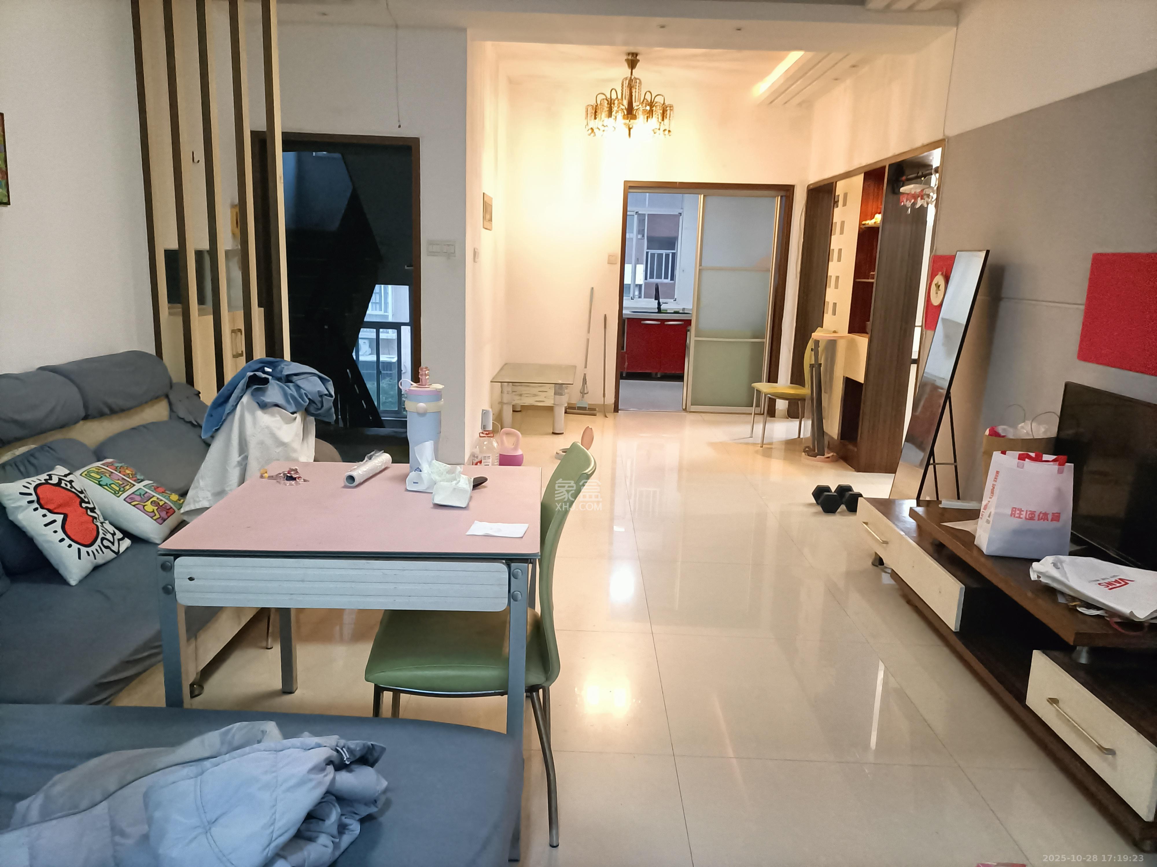 枫林绿洲  2室1厅1卫    2000.0元/月室内图