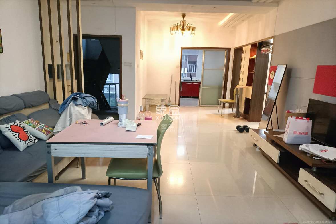 枫林绿洲 2室1厅1卫 2000.0元/月 枫林绿洲 2室1厅1卫 2000.0元/月室内图