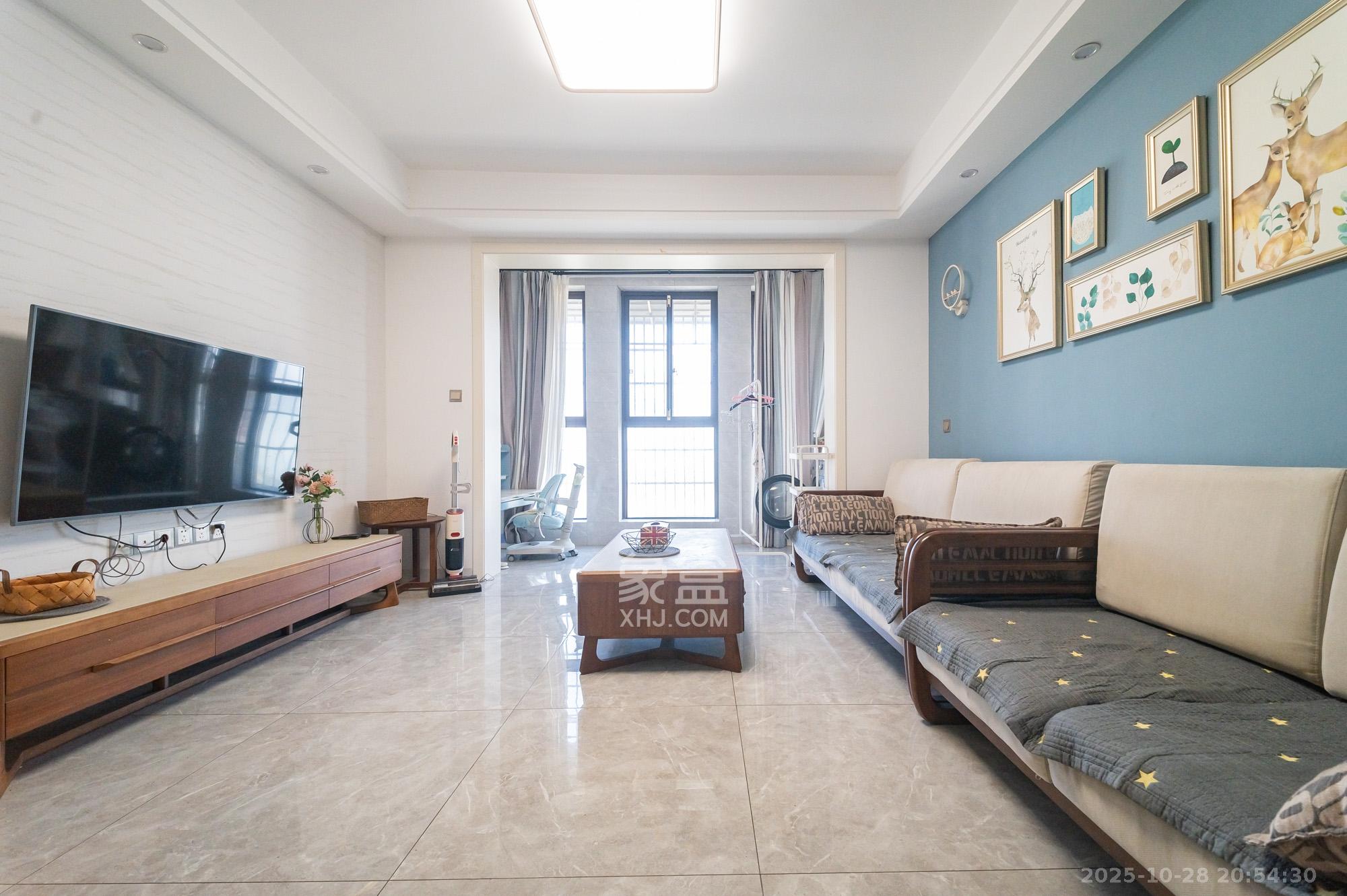 爱琴海岸  4室2厅1卫    69.8万