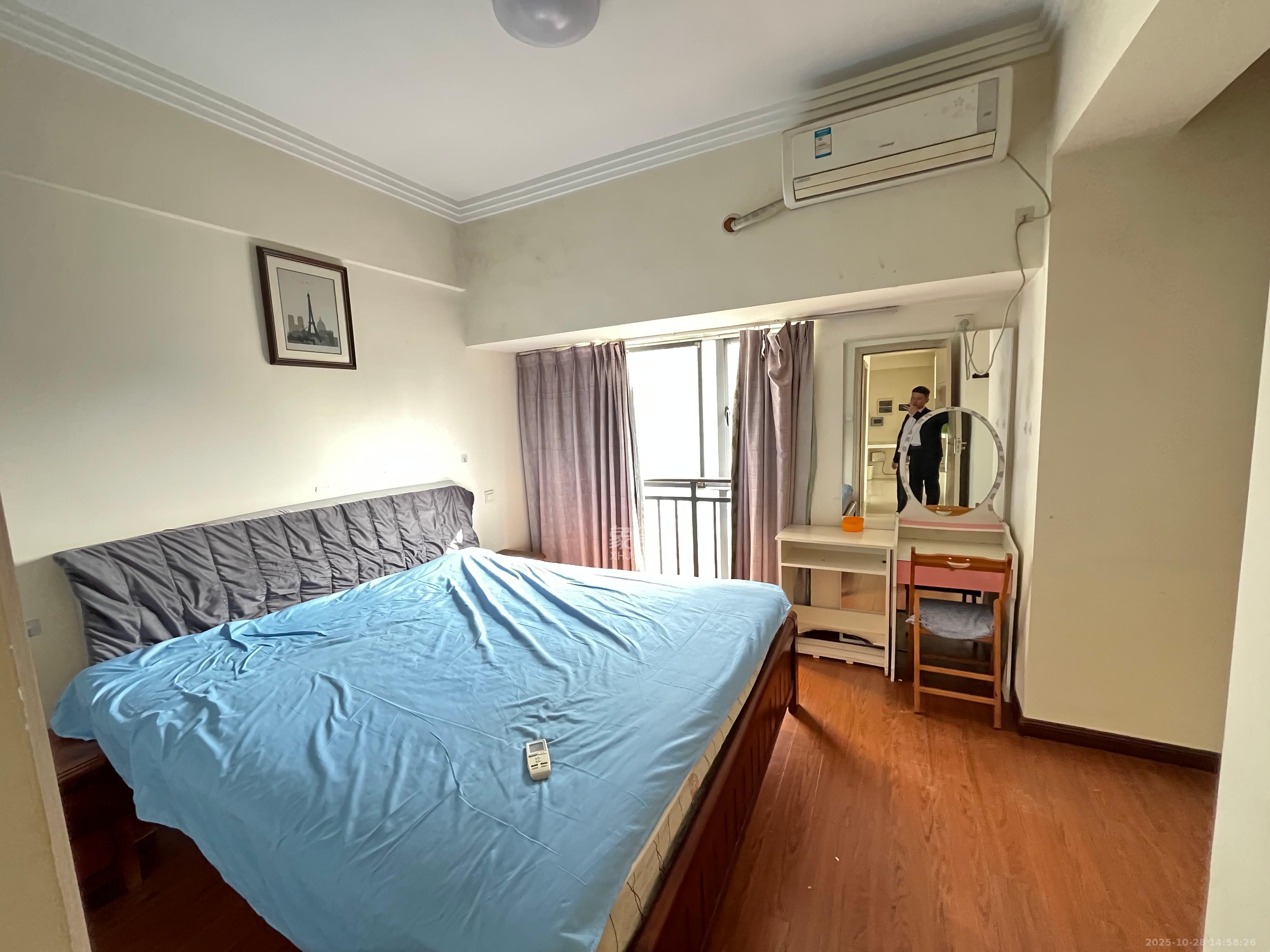 西子一间 2室2厅1卫 2100.0元/月 西子一间 2室2厅1卫 2100.0元/月室内图