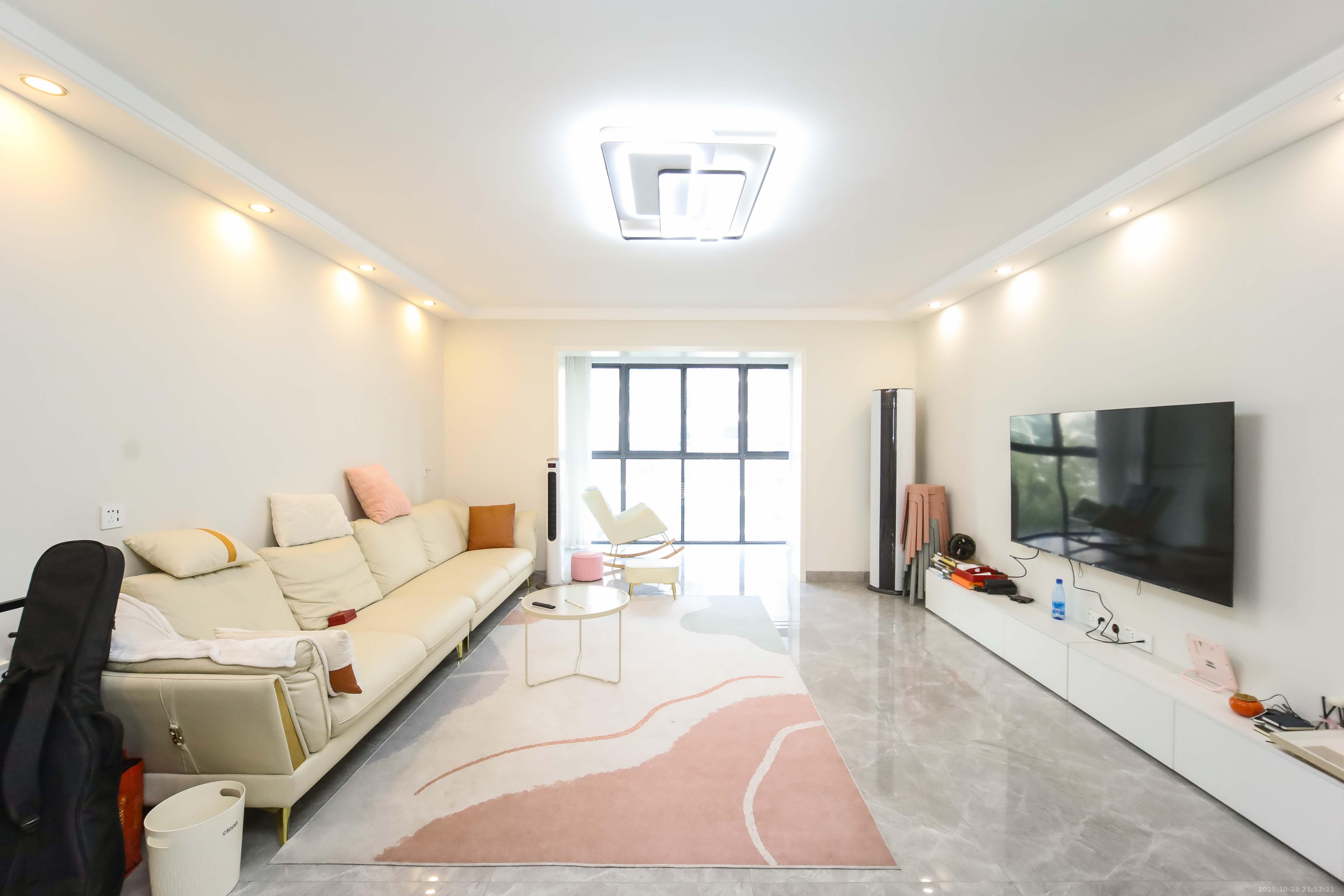 银港水晶城  4室2厅2卫    138.4万 银港水晶城  4室2厅2卫    138.4万