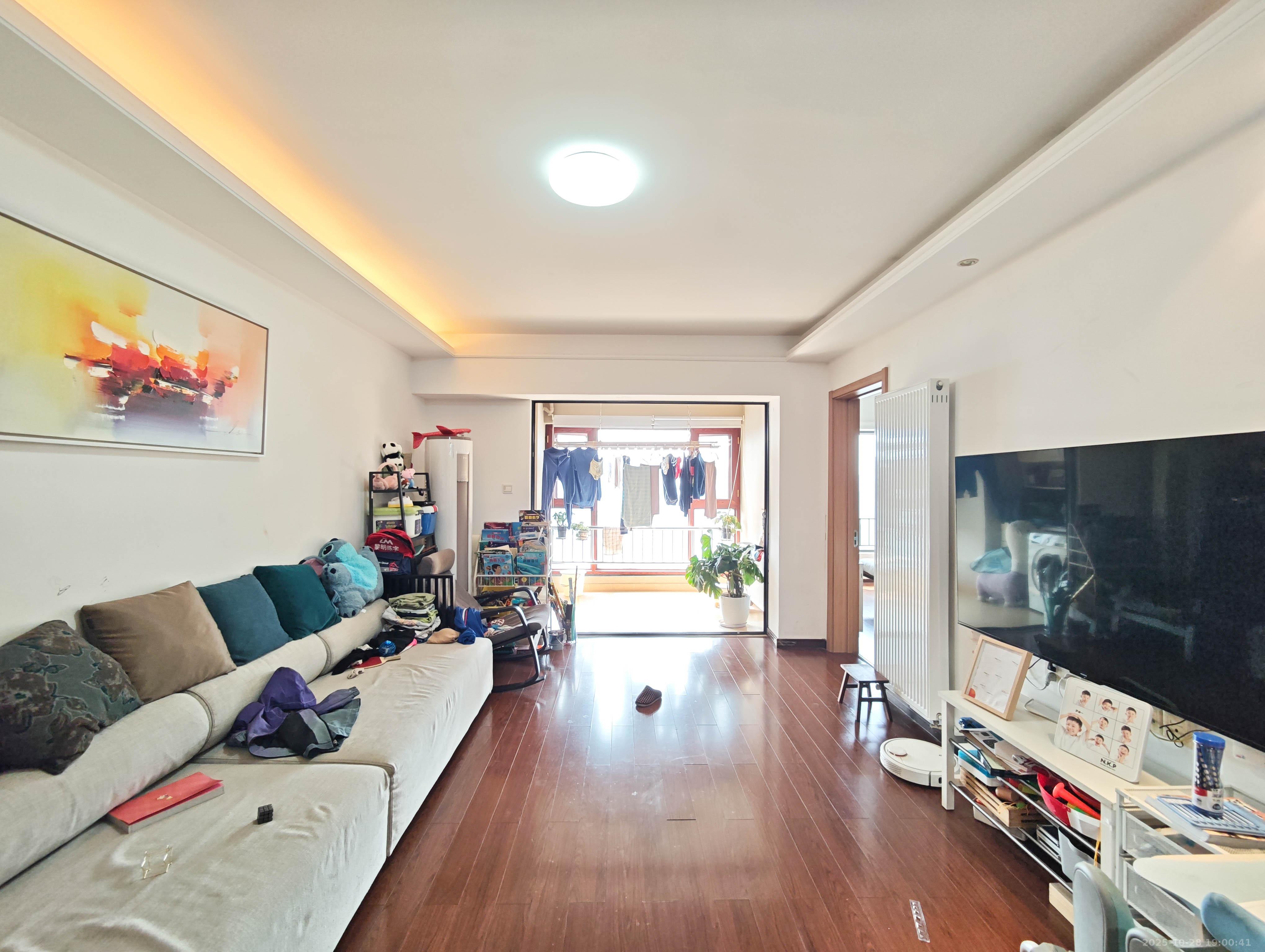 万科魅力之城非凡里  3室2厅1卫    88.0万