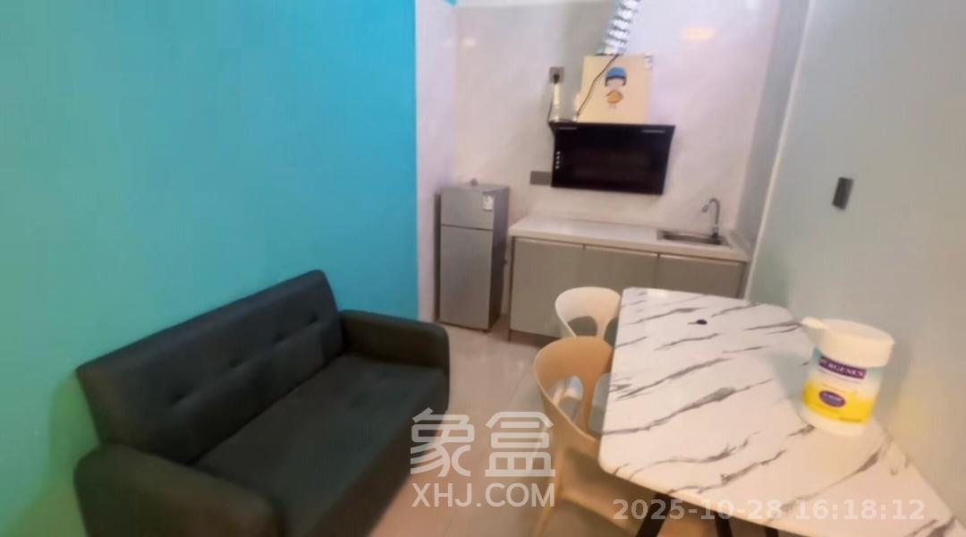 保利香槟国际  1室1厅1卫    900.0元/月 保利香槟国际  1室1厅1卫    900.0元/月