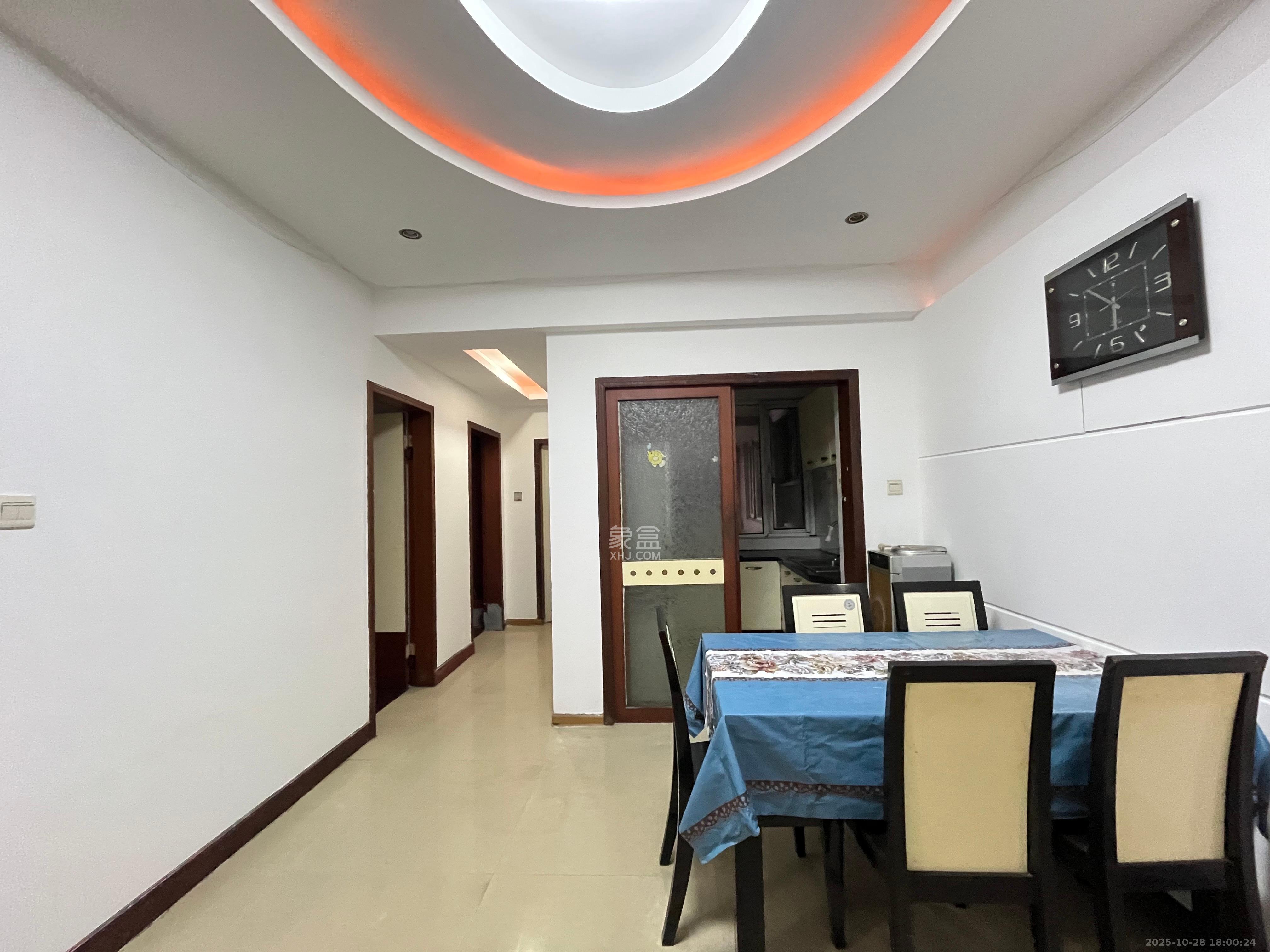 左岸春天 2室2厅1卫 2100.0元/月 左岸春天 2室2厅1卫 2100.0元/月室内图