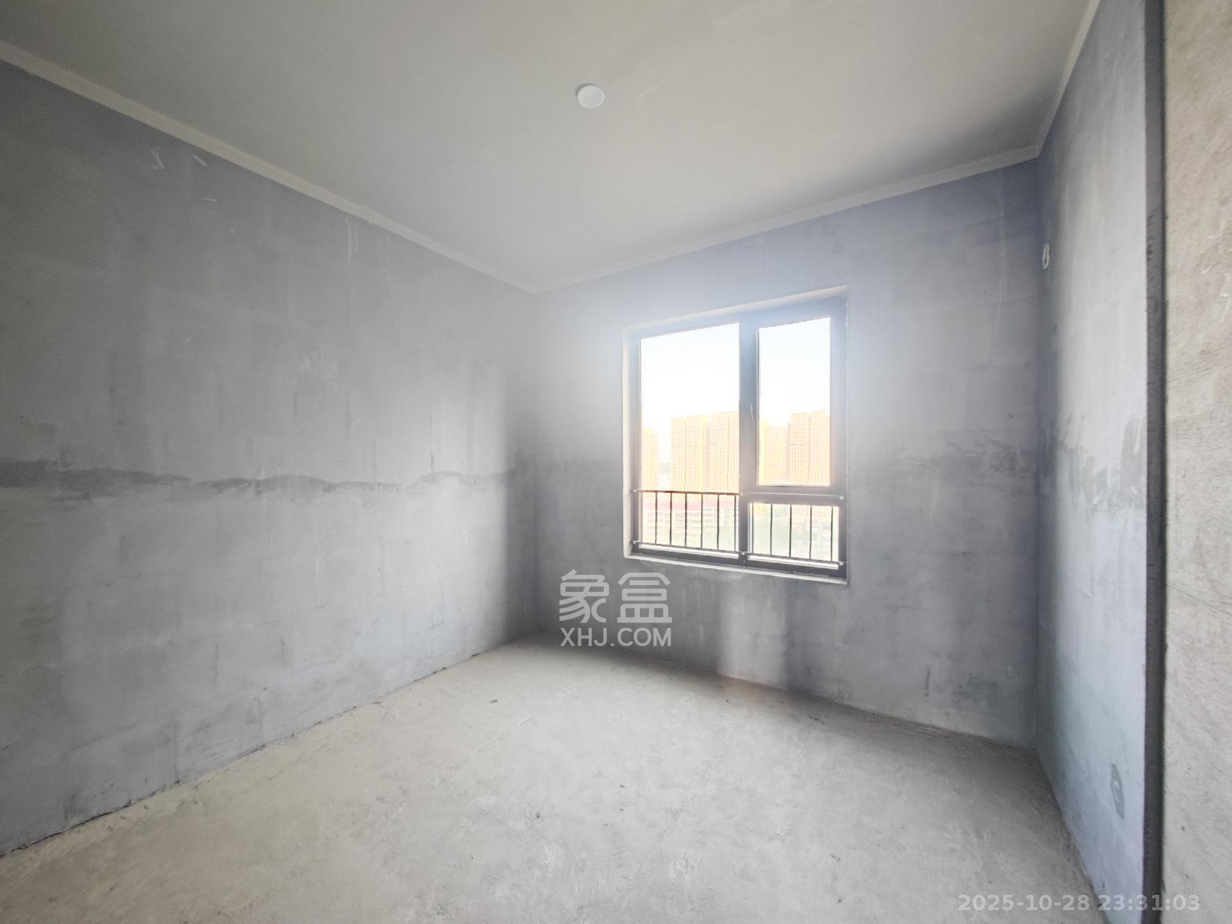 卓越蔚蓝城邦 3室2厅2卫 86.0万 卓越蔚蓝城邦 3室2厅2卫 86.0万卧室