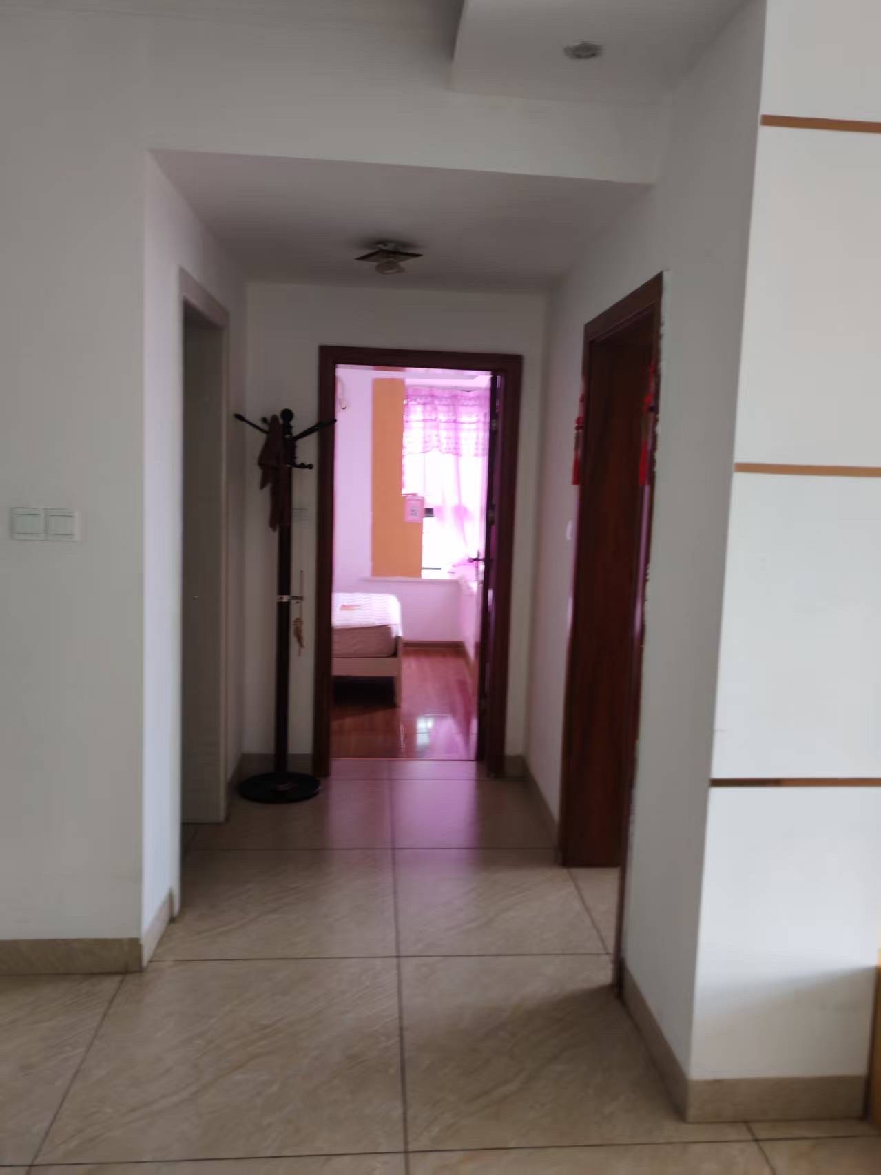 中元湘江翰林  2室2厅1卫    1400.0元/月 中元湘江翰林  2室2厅1卫    1400.0元/月室内图