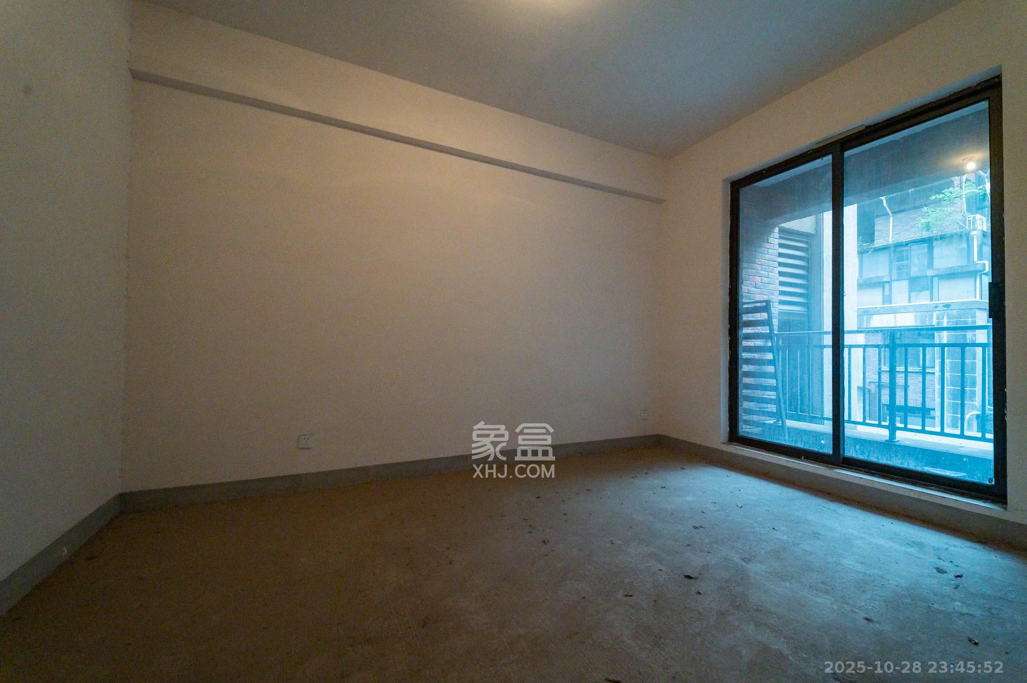 星湖湾一期洋房  4室2厅2卫    205.0万 星湖湾一期洋房  4室2厅2卫    205.0万其他