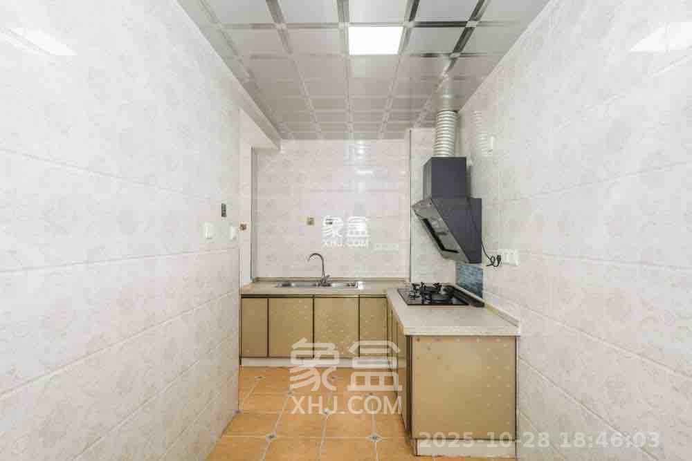 保利麓谷林语B区 2室1厅1卫 2100.0元/月 保利麓谷林语B区 2室1厅1卫 2100.0元/月室内图