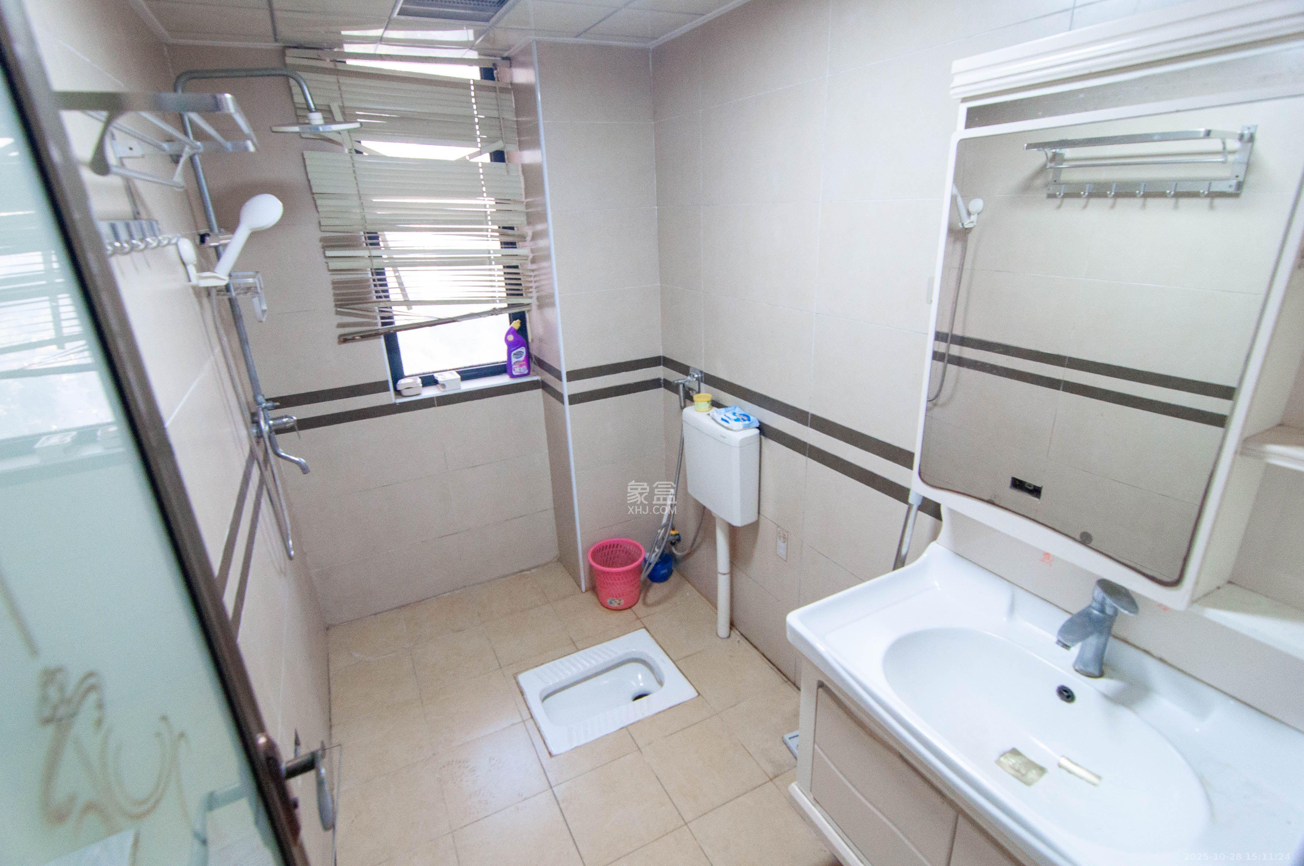 中建梅溪湖中心  3室2厅1卫    3000.0元/月 中建梅溪湖中心  3室2厅1卫    3000.0元/月室内图