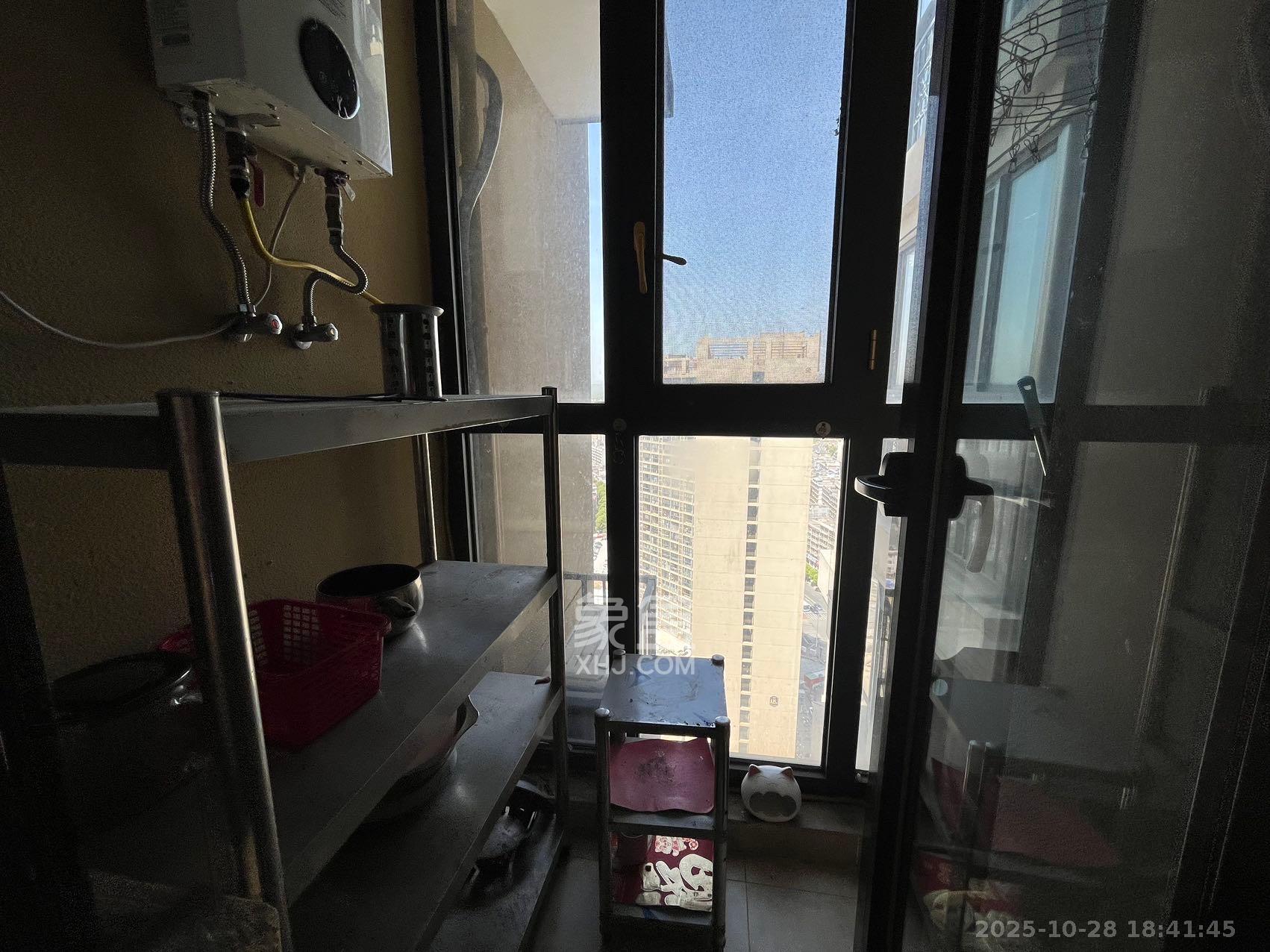 江山帝景哈佛  2室2厅1卫    1800.0元/月室内图