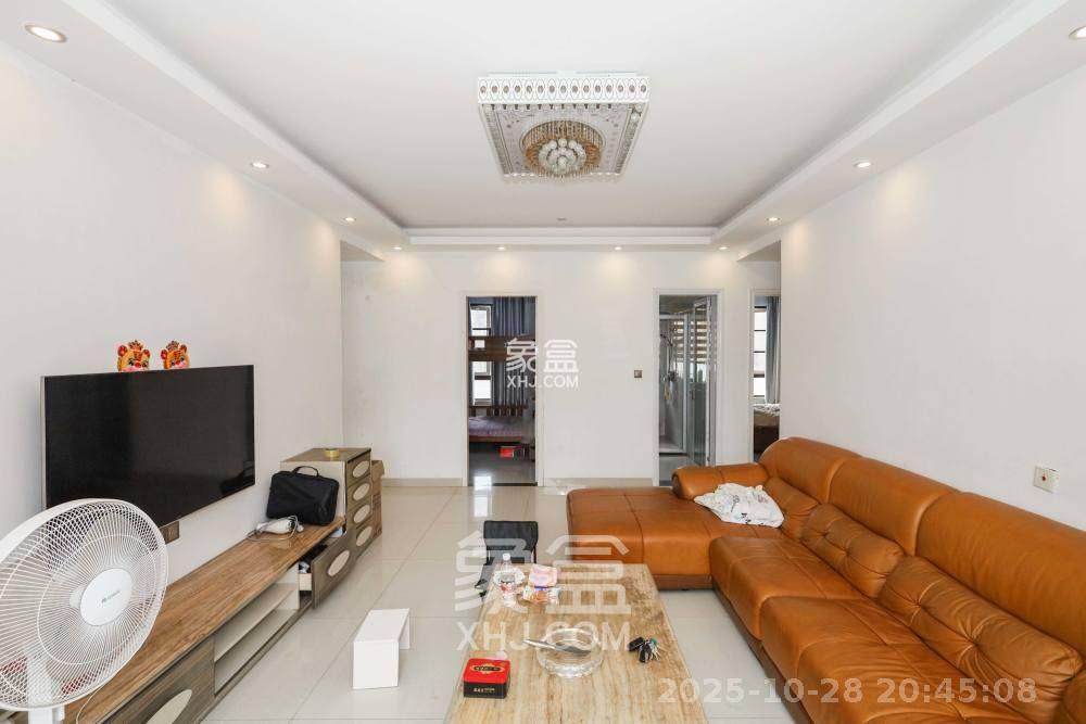 金茂梅溪湖  1室0厅0卫    3500.0元/月 金茂梅溪湖  1室0厅0卫    3500.0元/月室内图