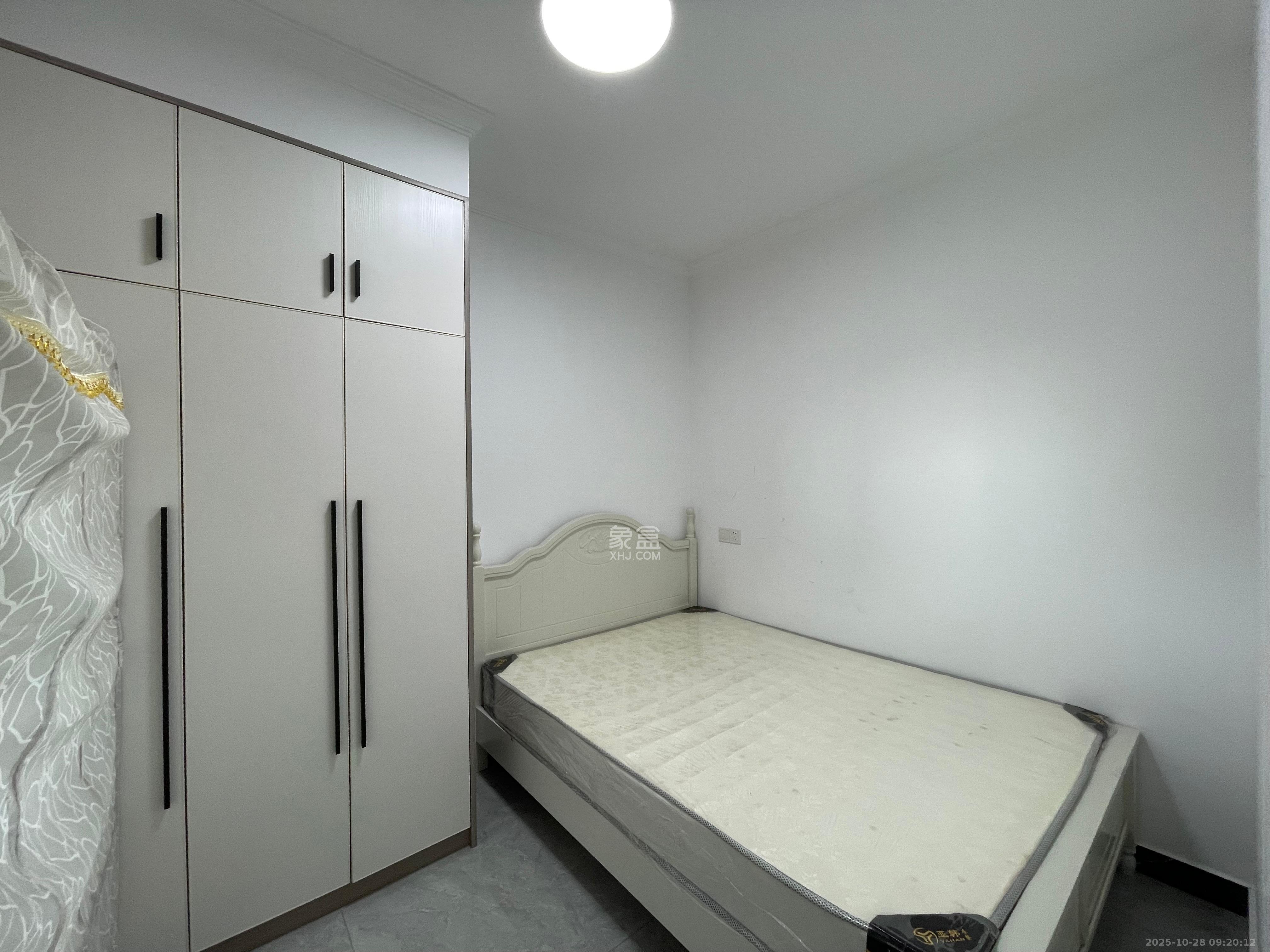 东宜新园  2室2厅1卫    2100.0元/月室内图