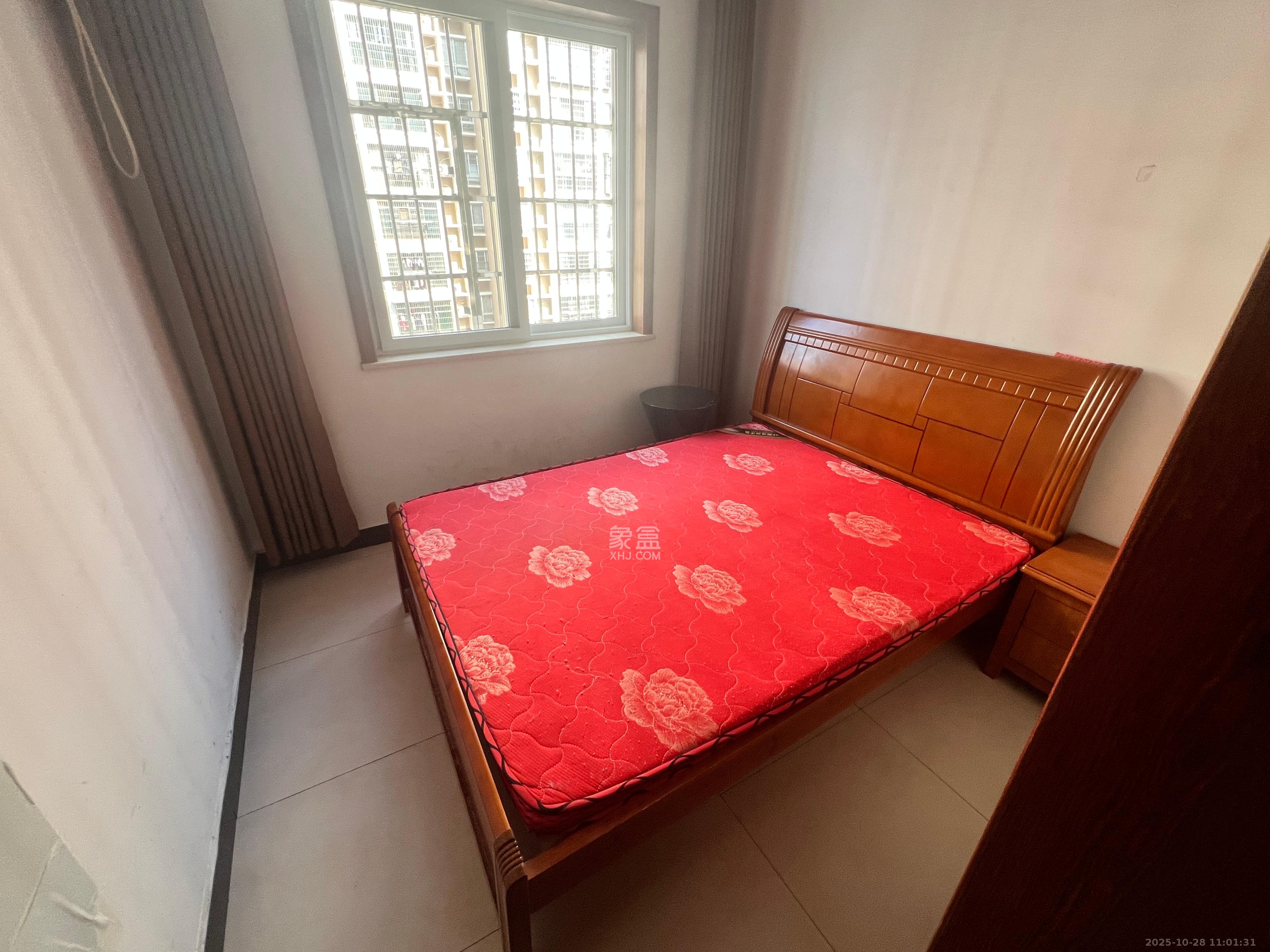 和馨园 3室1厅2卫 2200.0元/月 和馨园 3室1厅2卫 2200.0元/月室内图