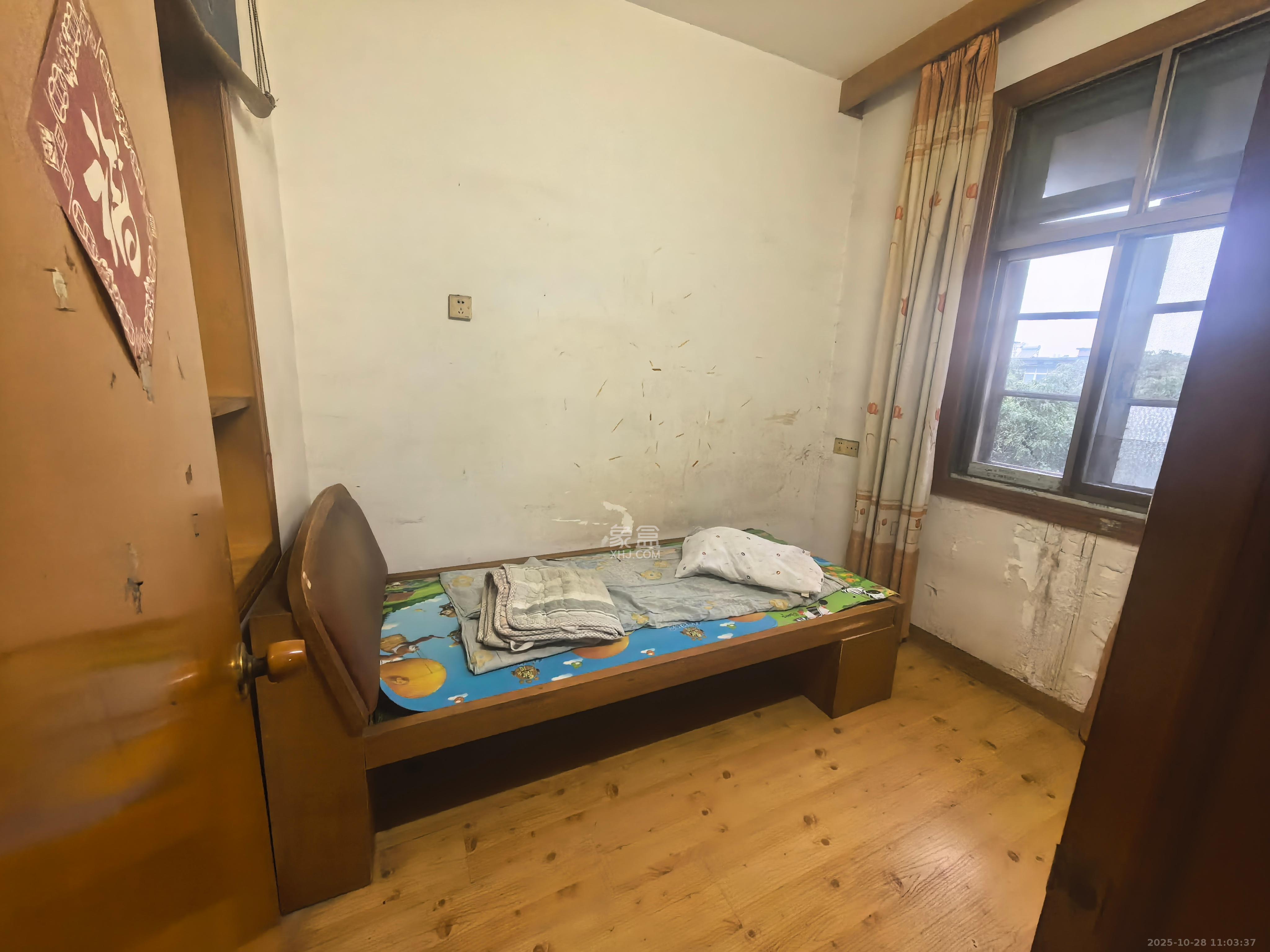 湘钢新二村 3室1厅1卫 500.0元/月 湘钢新二村 3室1厅1卫 500.0元/月室内图