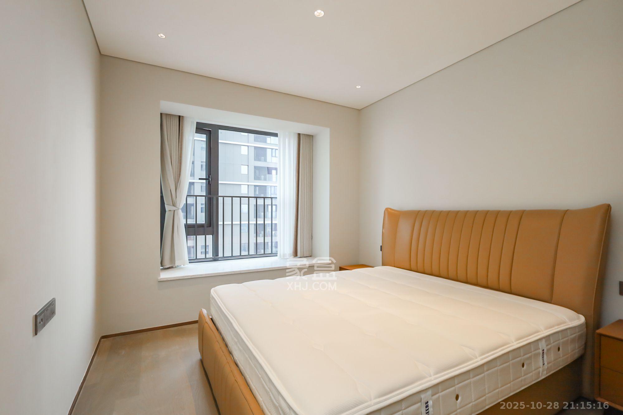 长沙悦府（华润万象城）  3室2厅3卫    11800.0元/月室内图