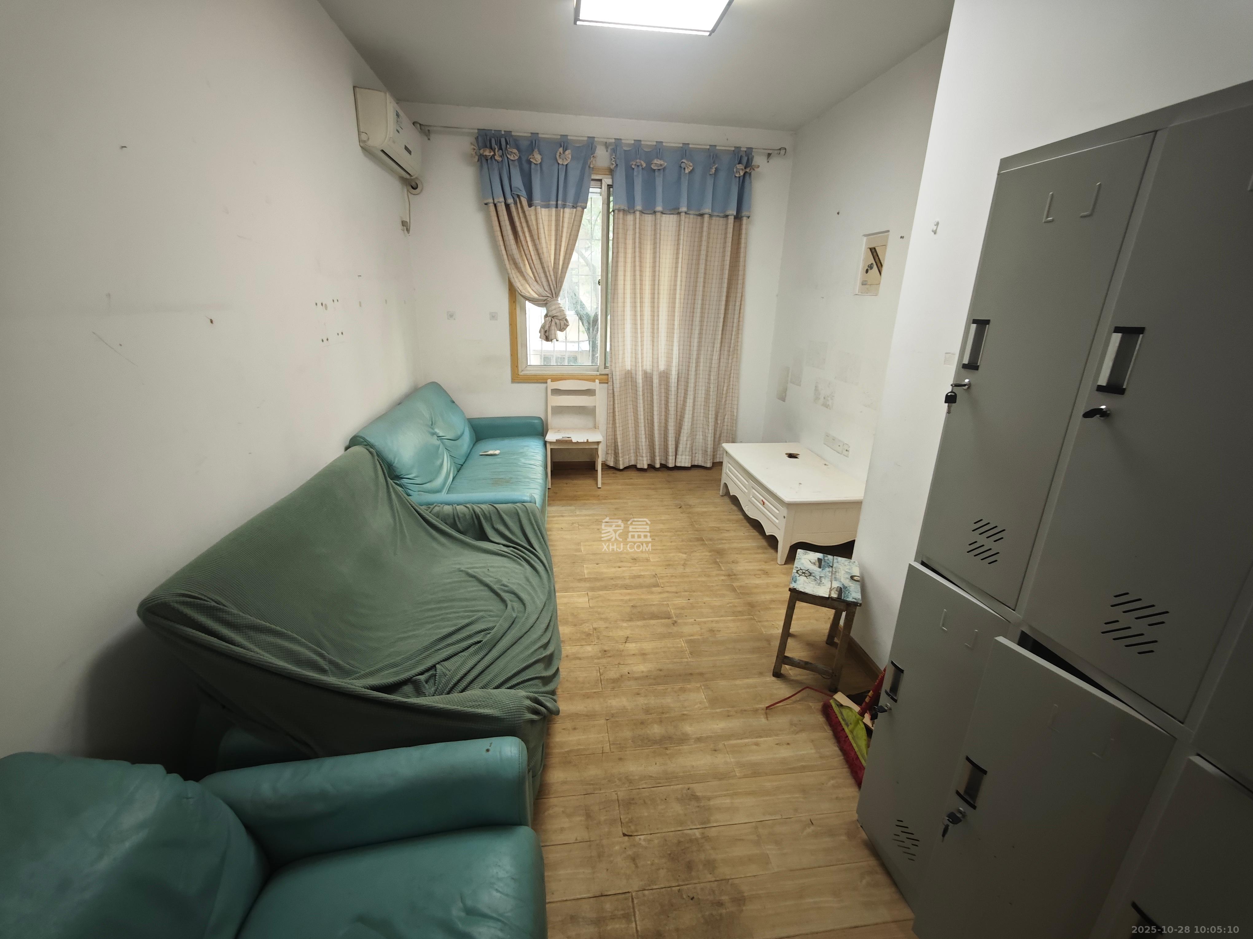 中南林业科技大学西区(西园教工宿舍) 2室1厅1卫 1800.0元/月 中南林业科技大学西区(西园教工宿舍) 2室1厅1卫 1800.0元/月室内图